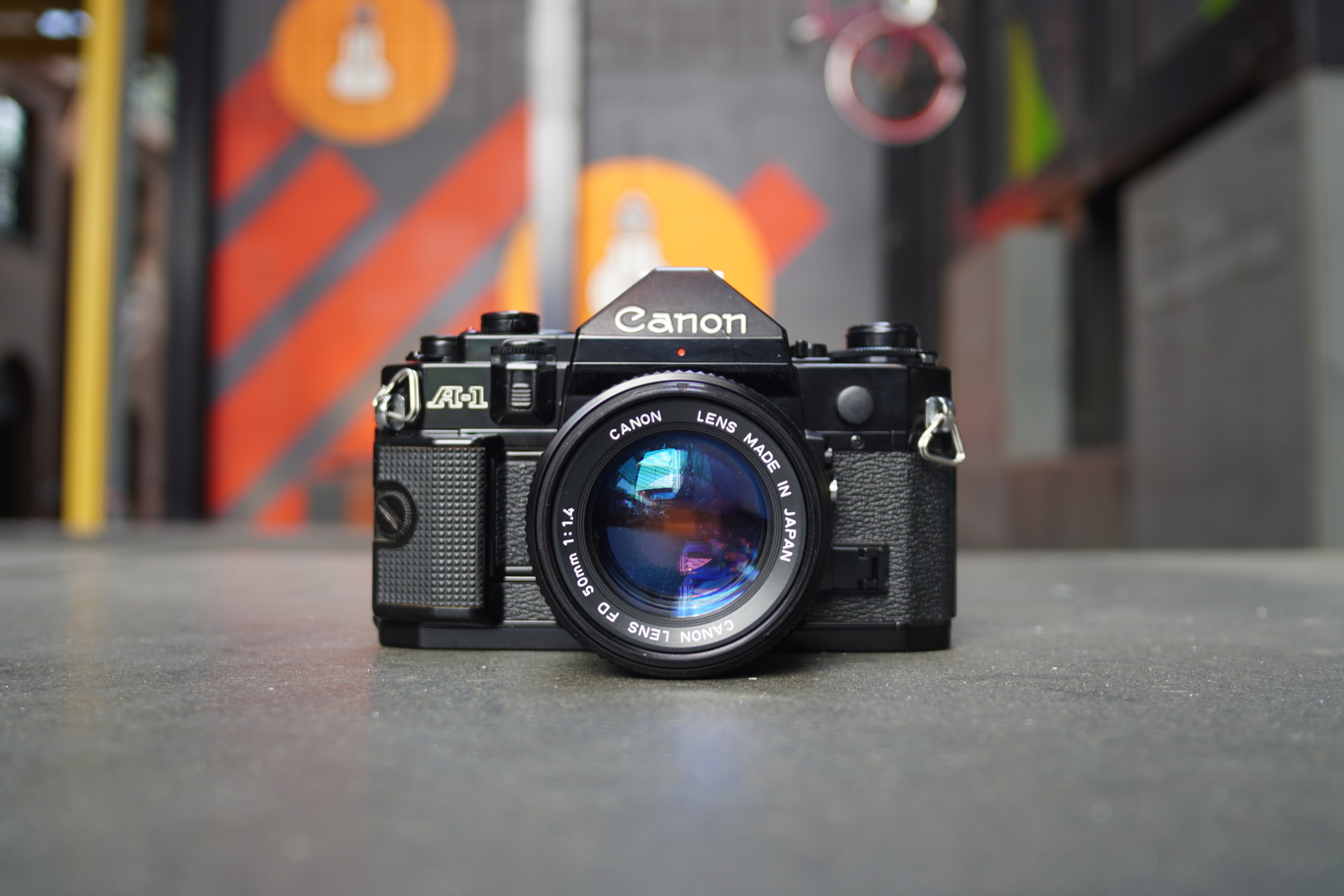 canon-a-1-spiegelreflexkamera-mit-fd-50mm-f-1-4-objektiv-35mm image 1