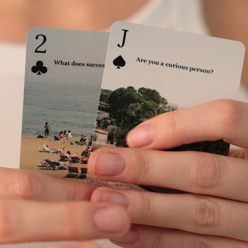 salom-sun-fragen-pokerkarten-kartenspiel-analog-fotos image 4