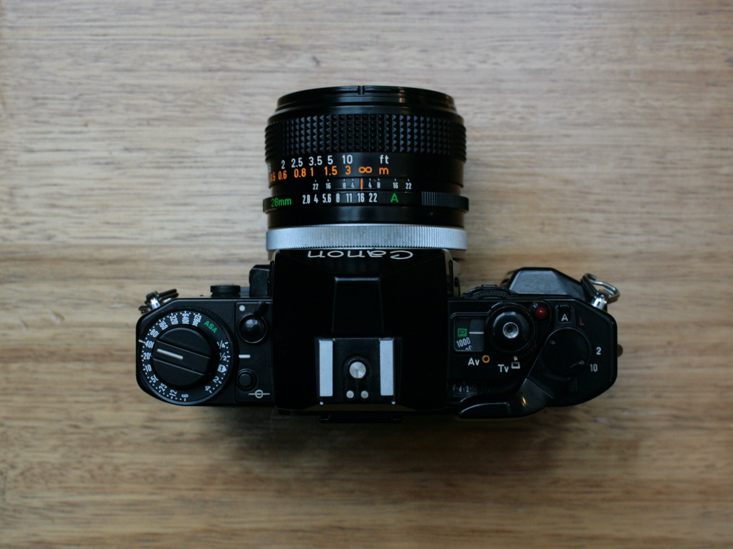 canon-a-1-spiegelreflexkamera-35mm-mit-fd-28mm-f-2-8 image 3
