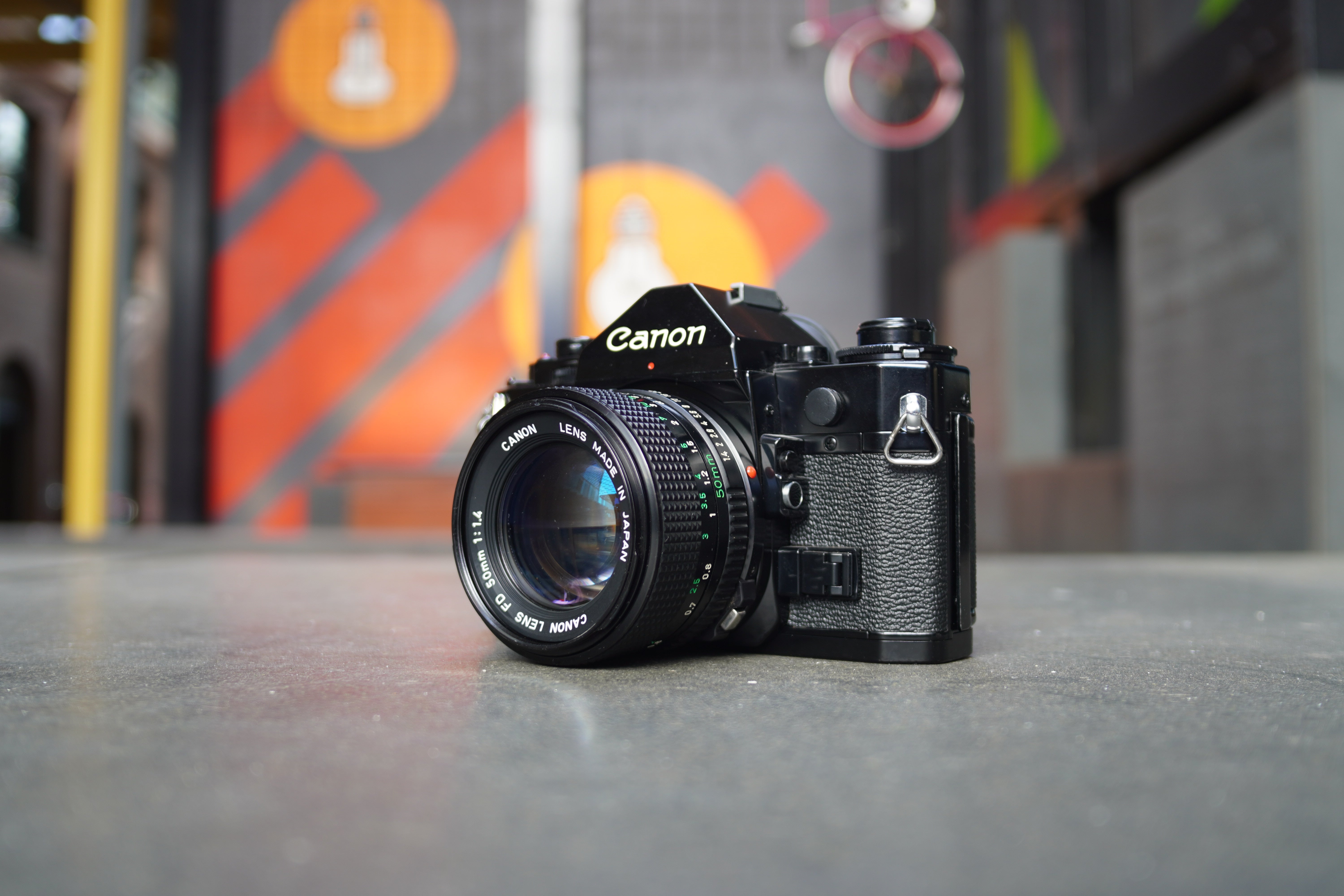 canon-a-1-spiegelreflexkamera-mit-fd-50mm-f-1-4-objektiv-35mm image 3