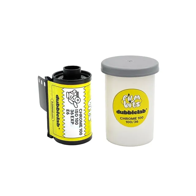 dubblefilm-film-bits-chrome-diafilm-35mm-ektachrome image 1