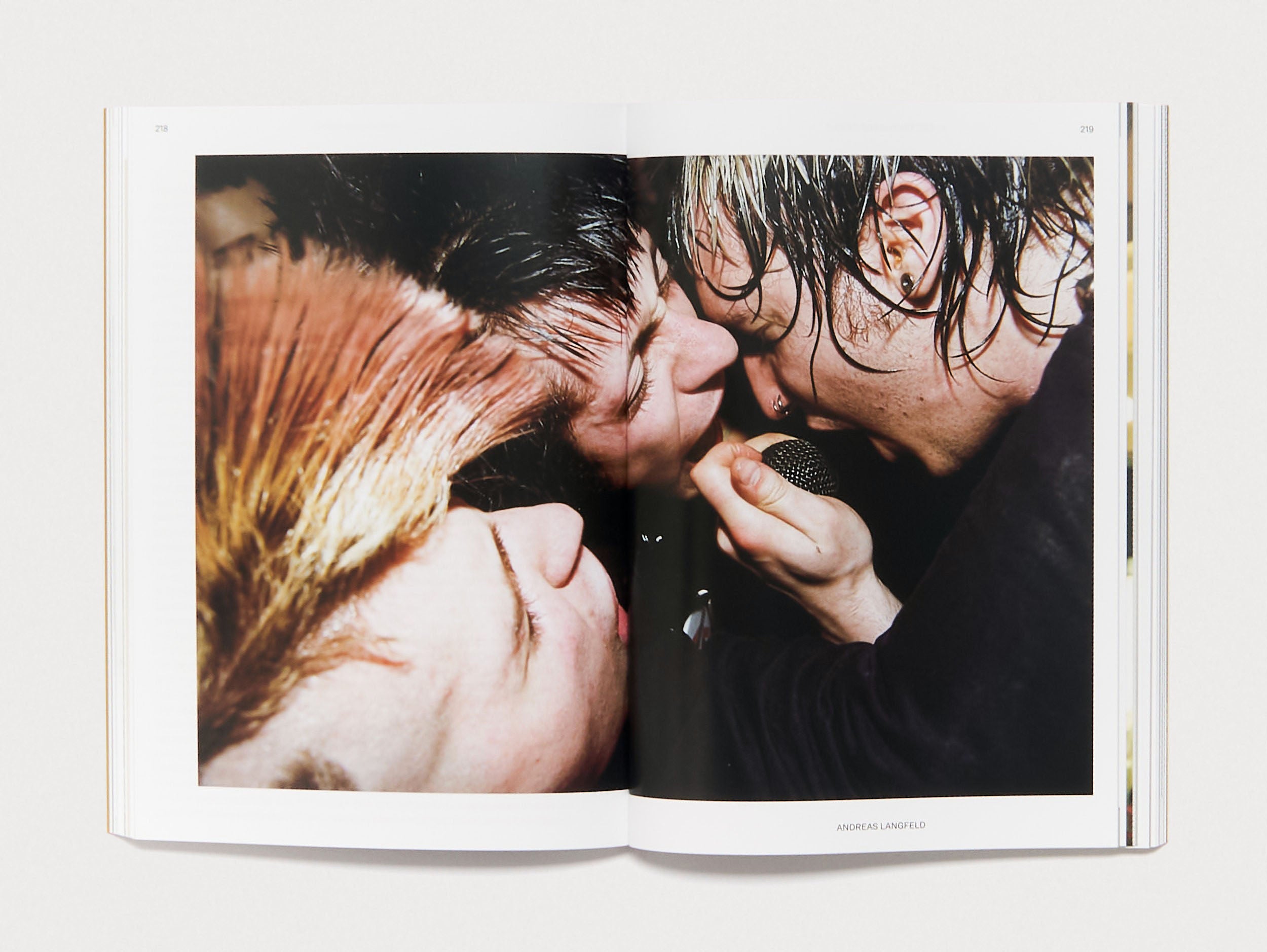 dubblefilm-grow-it-show-it-fotobuch-haar-ausstellung image 4