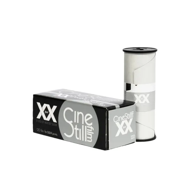cinestill-bwxx-double-x-schwarzwei-film-120-rollfilm image 1