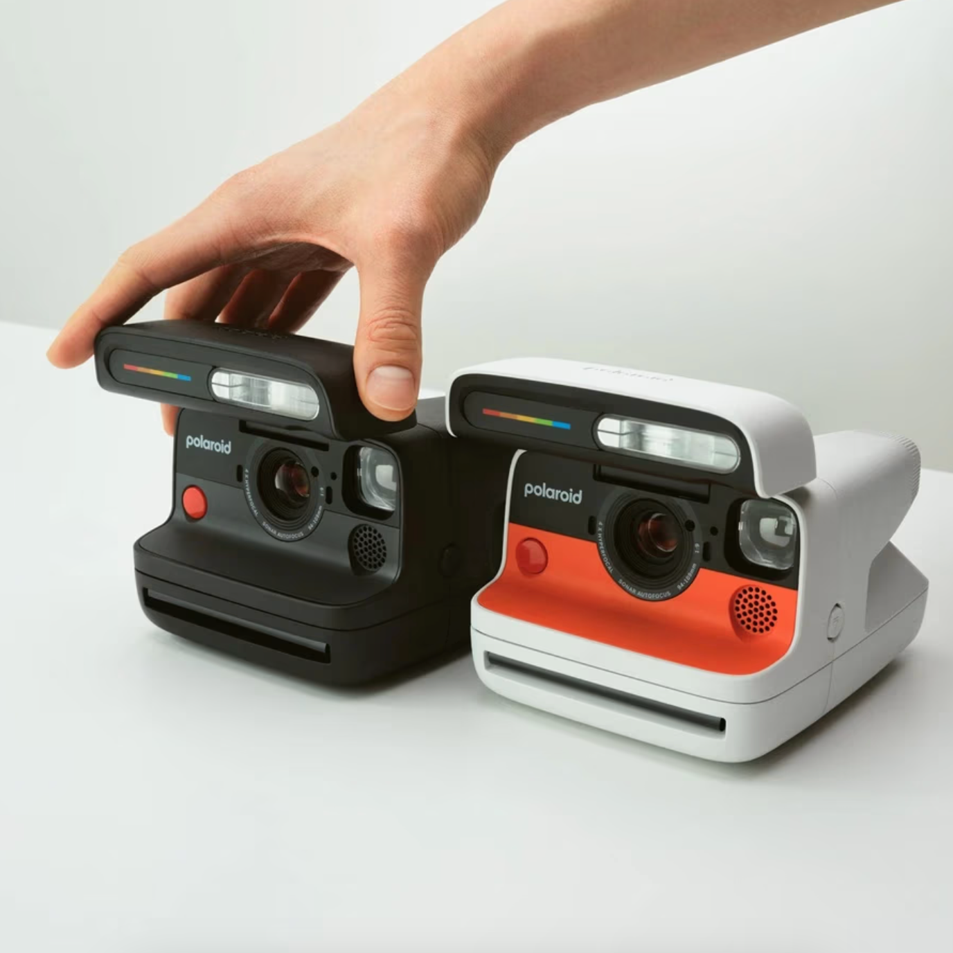 polaroid-flip-sofortbildkamera-sonar-autofokus-schwarz image 3