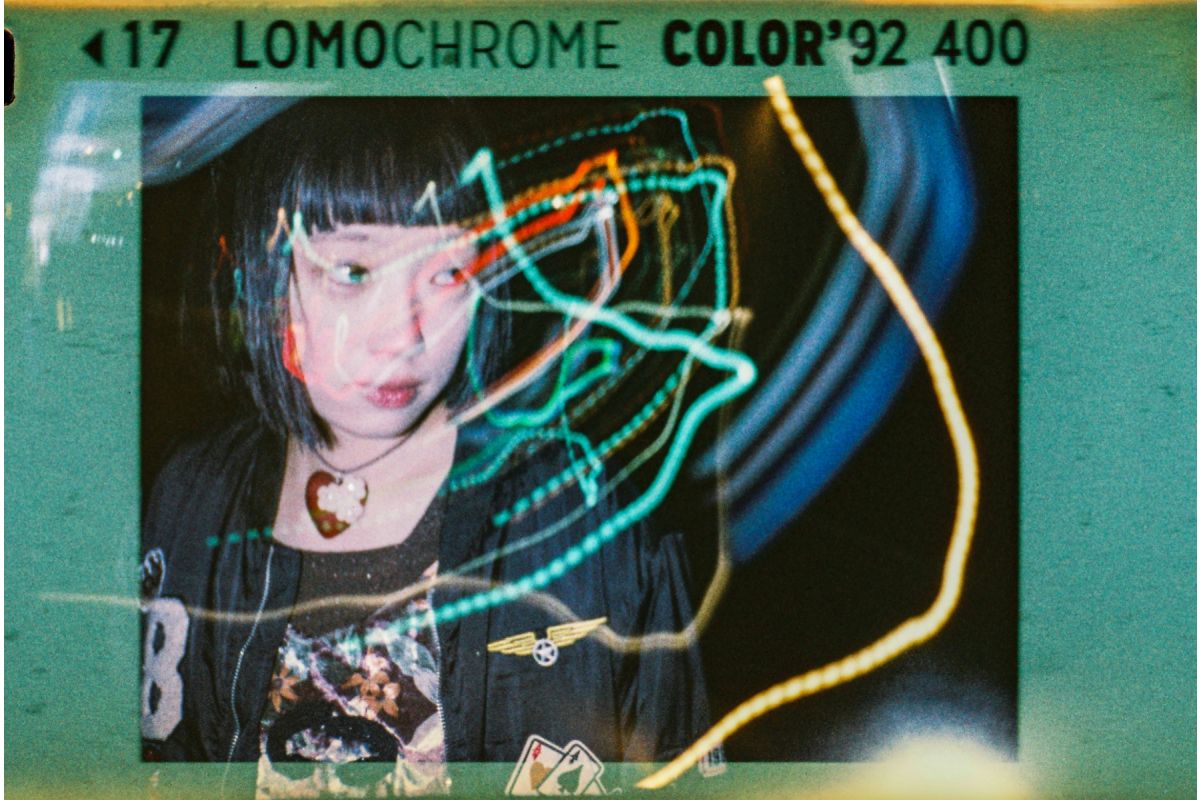 lomography-lomomatic-110-filmkamera-metall-nocturne-mit-blitz image 5