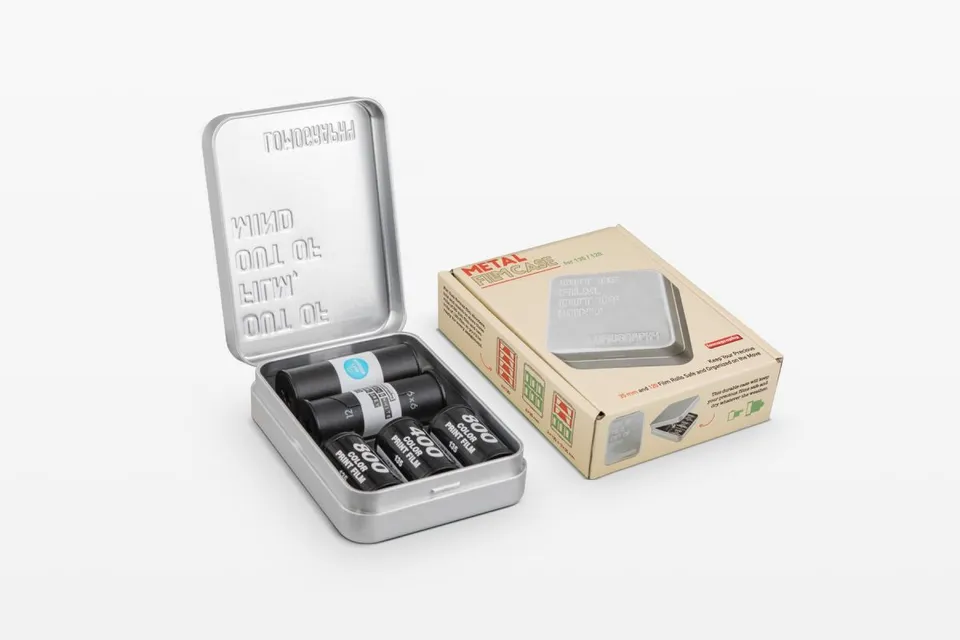 lomography-metal-film-case-135-120-filmdose-metall image 1