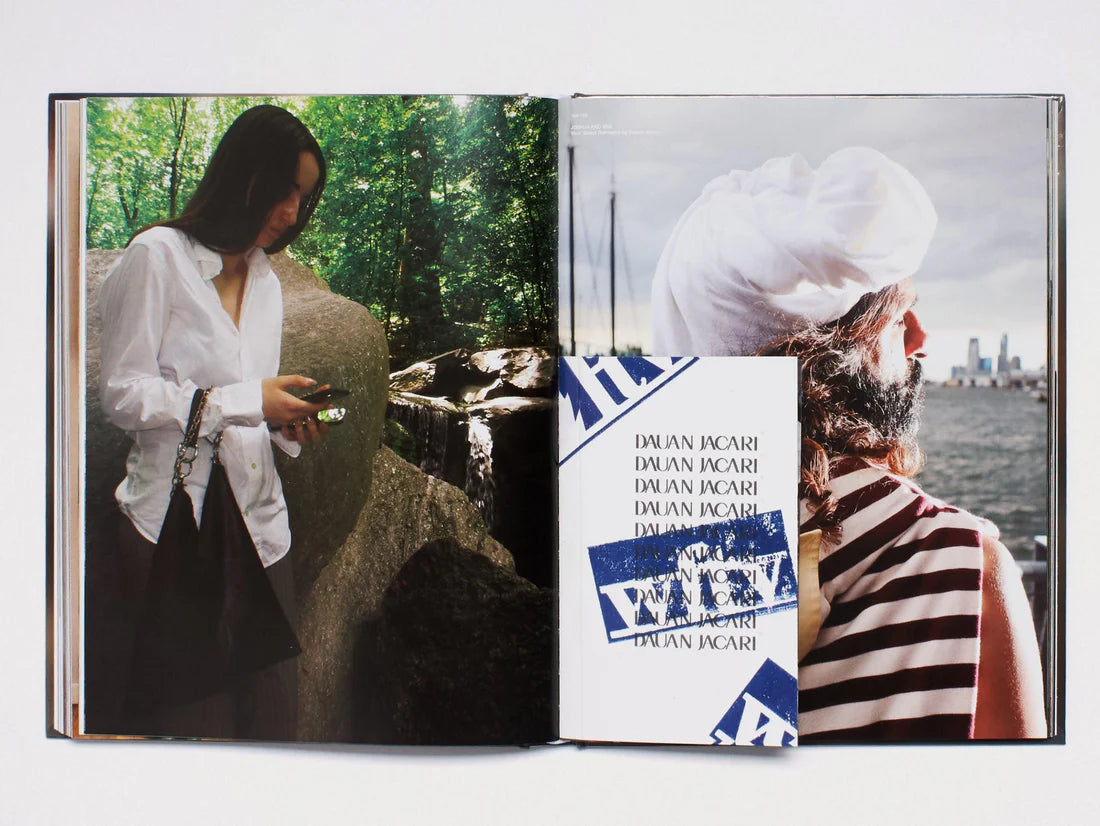 dubblefilm-books-untitled-curriculum-vitae-bildband-hardcover-256-seiten image 3