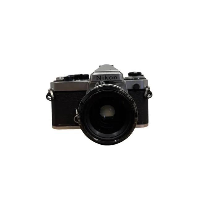 nikon-fe2-spiegelreflexkamera-analog-nikkor-50mm-f-2-set image 1