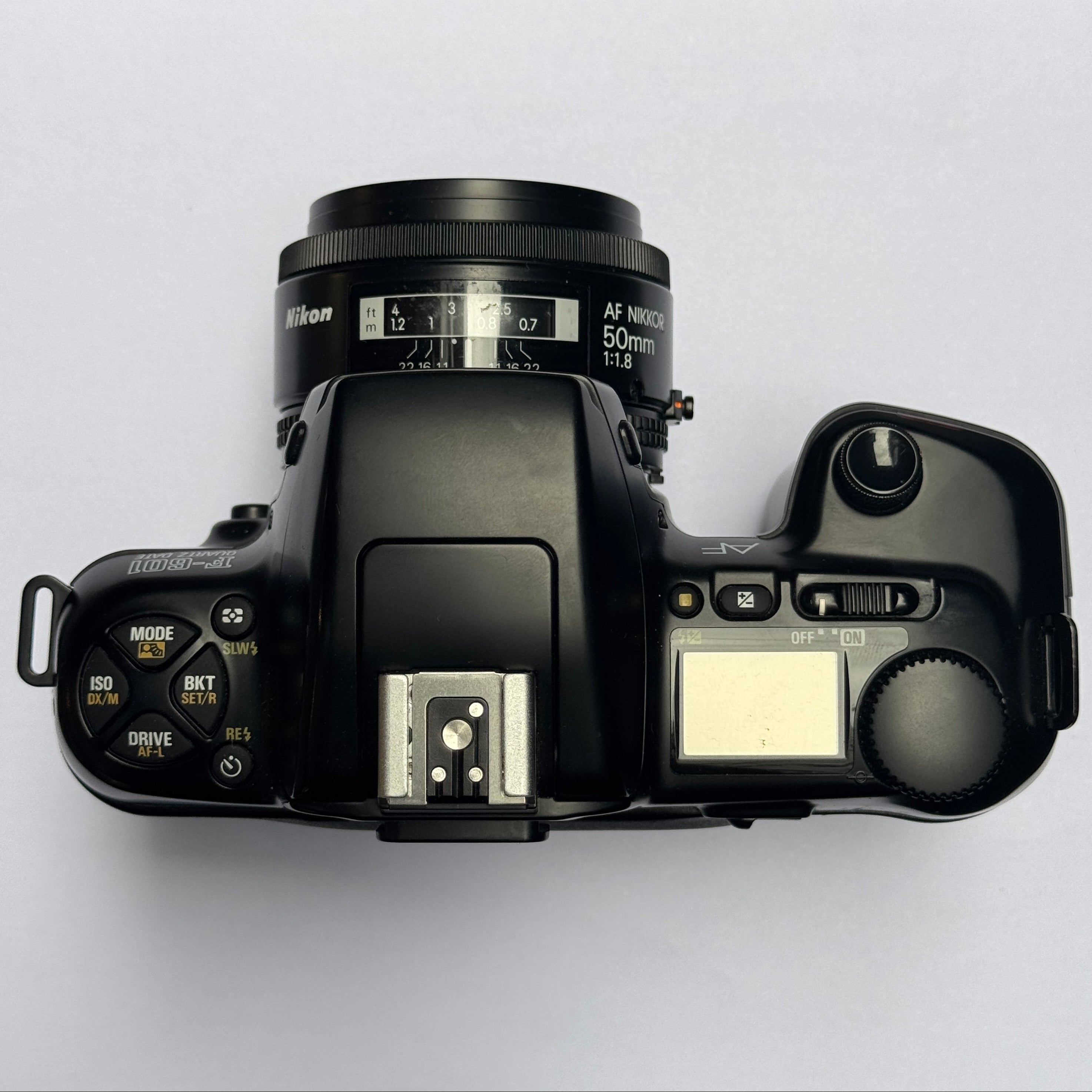 nikon-f-601-slr-kamera-35mm-mit-nikkor-50mm-f-1-8-kit image 2