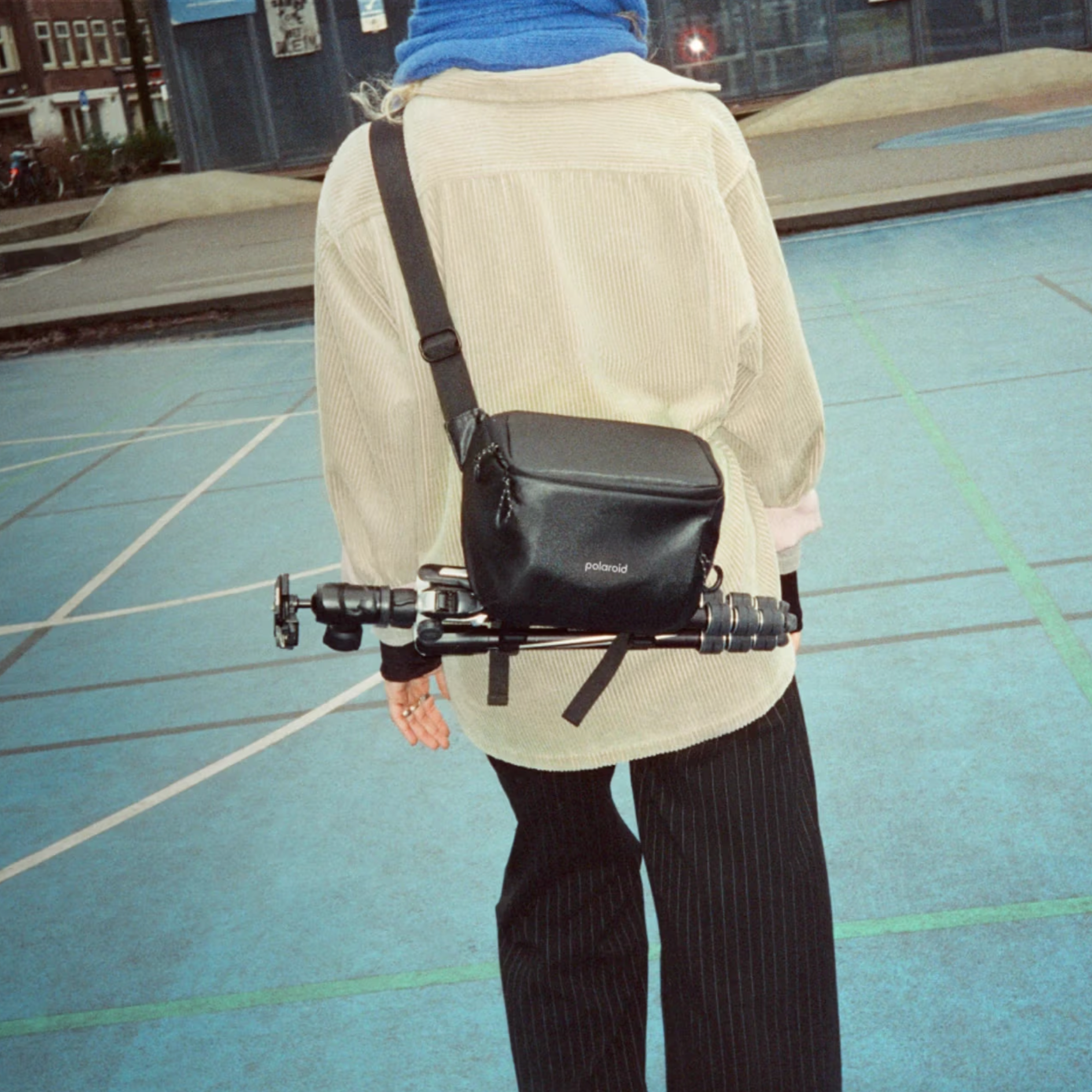 polaroid-all-weather-sling-bag-kamera-schwarz image 2