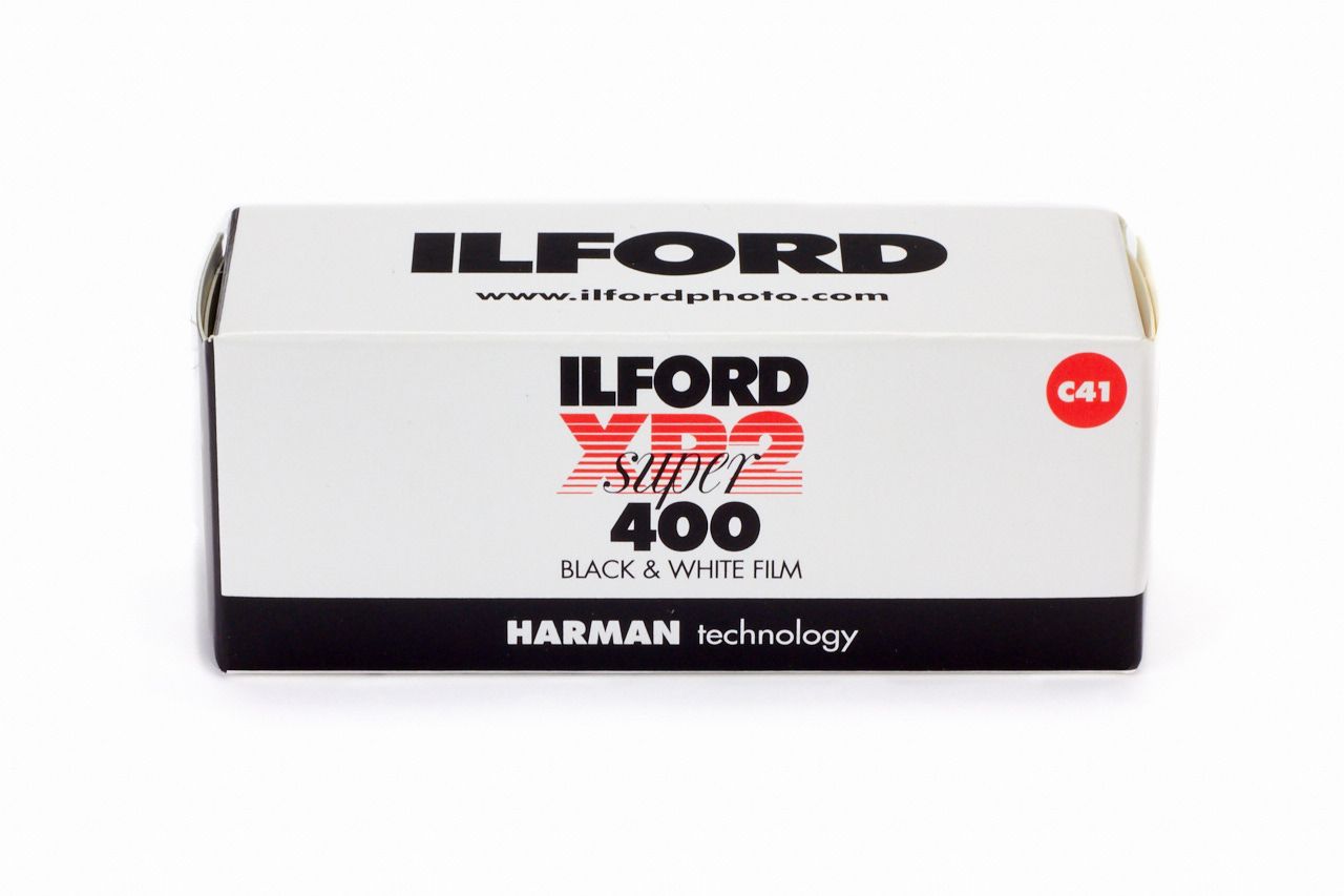 ilford-xp2-super-400-120-schwarzwei-film-mittelformat-c-41 image 1