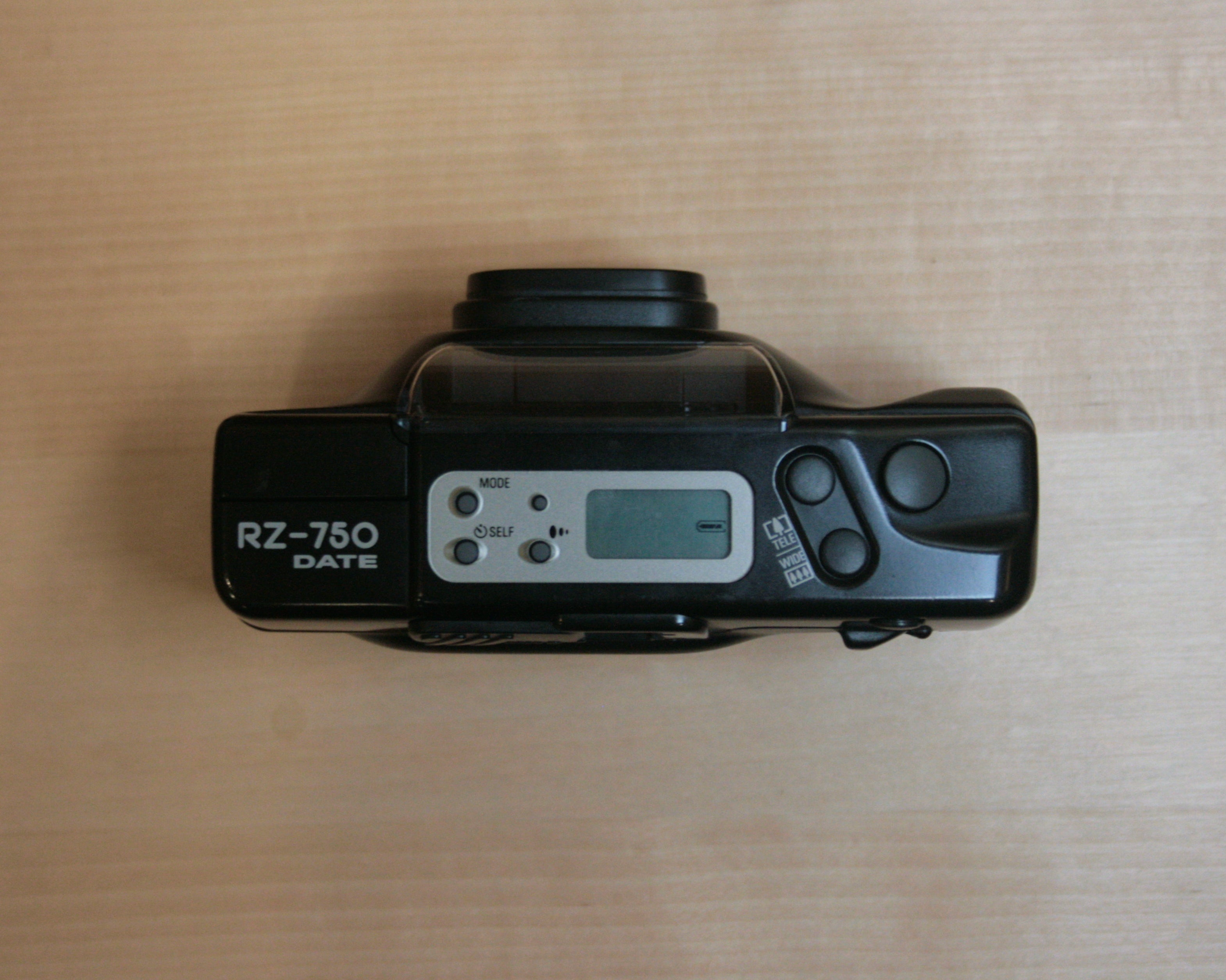 ricoh-rz-750-date-kompaktkamera-35mm-mit-38-76mm-zoom image 2