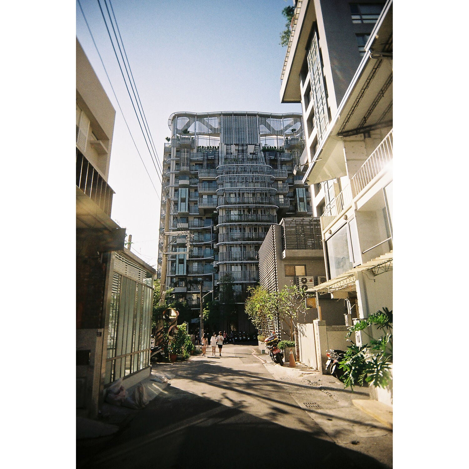 reto-ultra-wide-slim-uw100-35mm-kamera-charcoal image 4