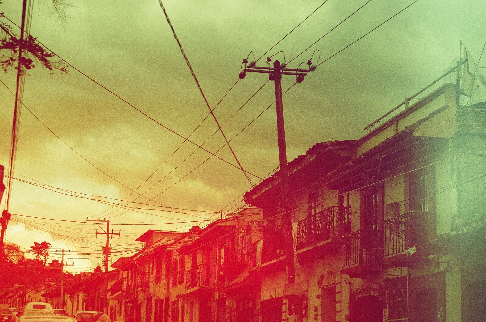 revolog-kolor-35mm-farbfilm-200-iso-36-bilder-regenbogen-effekt image 6
