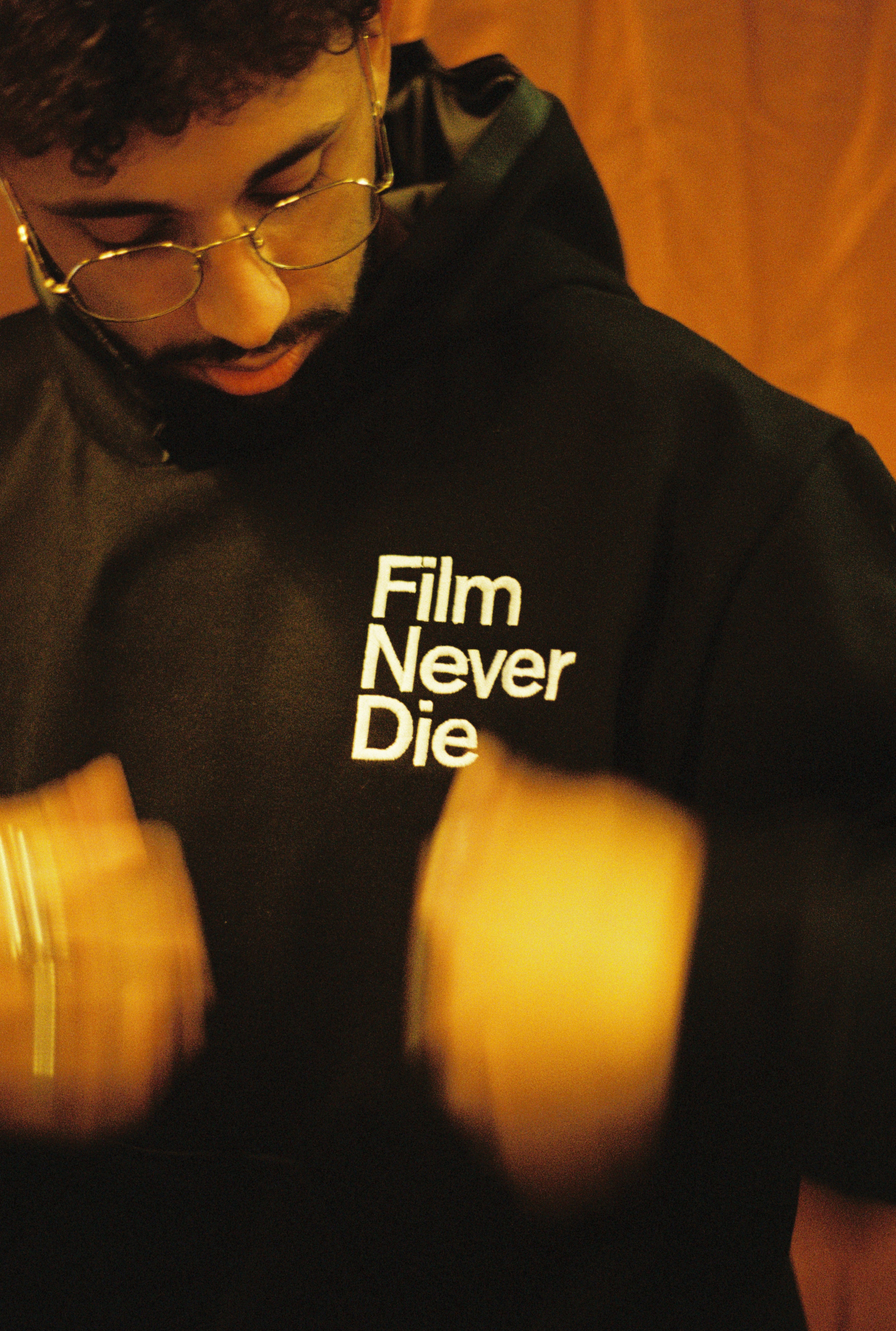 filmneverdie-darkbag-hoodie-schwarz-gr-l-dunkelbeutel image 5