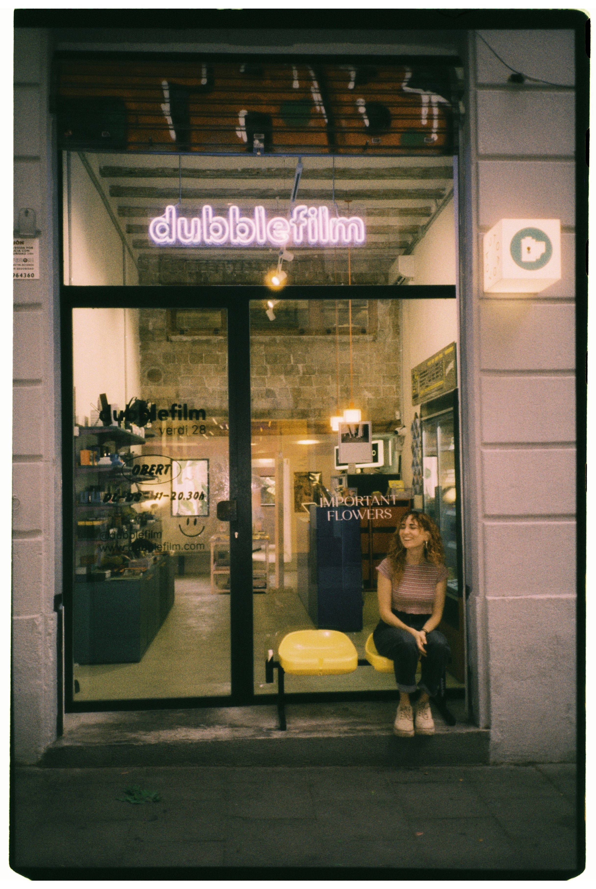 harman-phoenix-ii-farbfilm-200-iso-135-36-c41 image 5