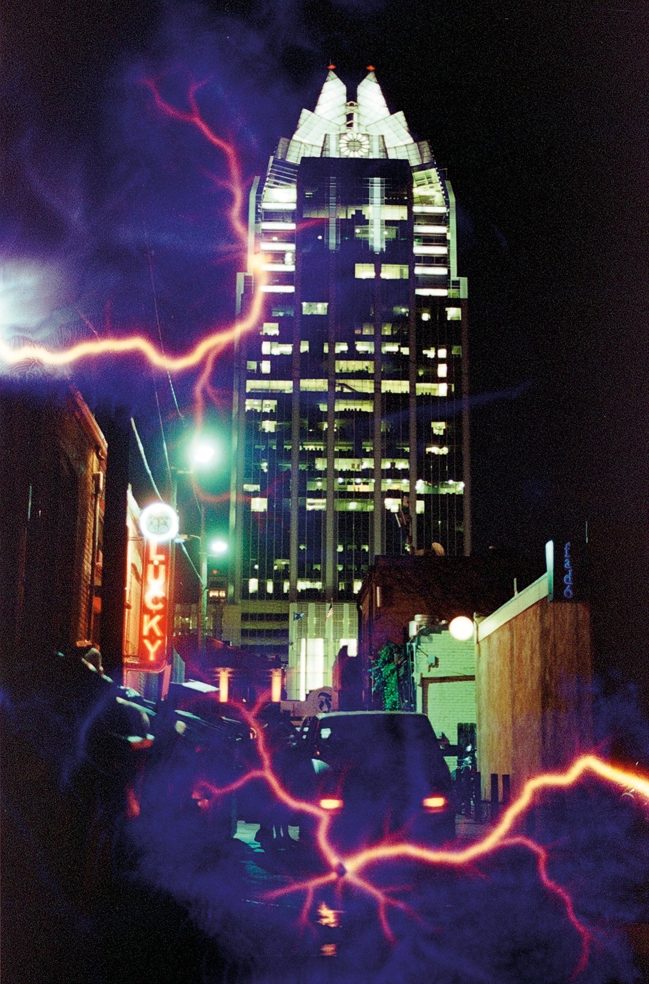 revolog-tesla-ii-35mm-farbfilm-36-bilder-iso-200-blitz image 2