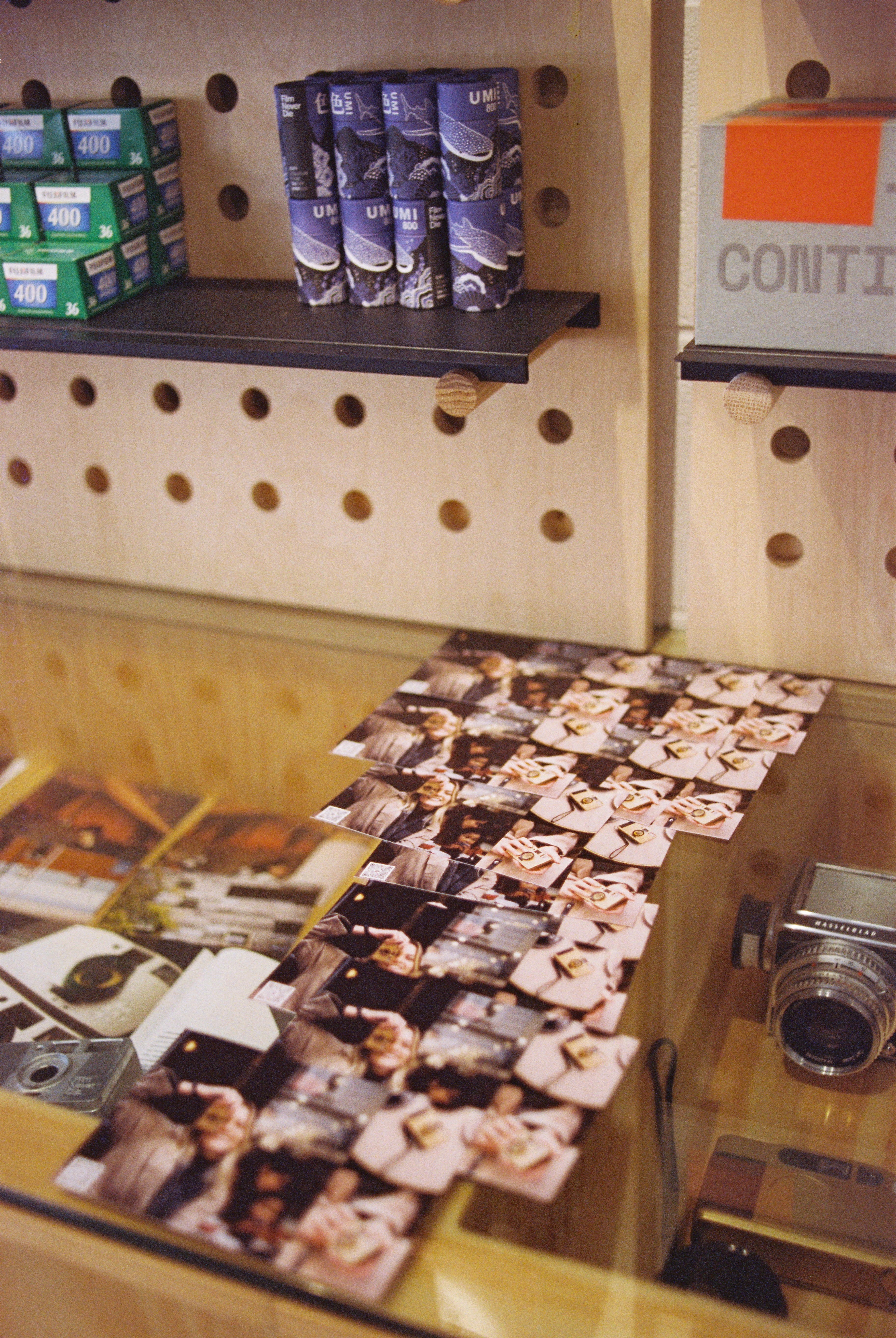 filmneverdie-umi-800-35mm-farbfilm-36-aufn-c-41 image 3