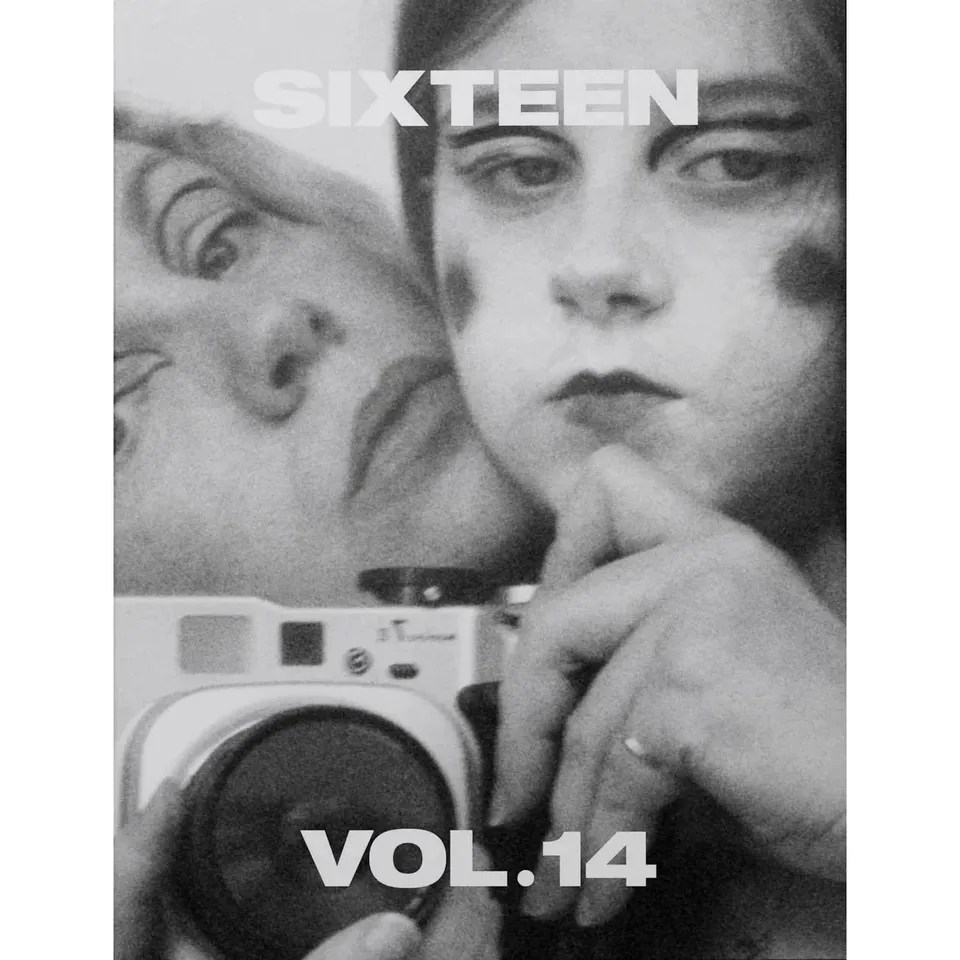sixteen-volume-14-dieciseis-fotomagazin-cover-a-b-c-kunst image 1