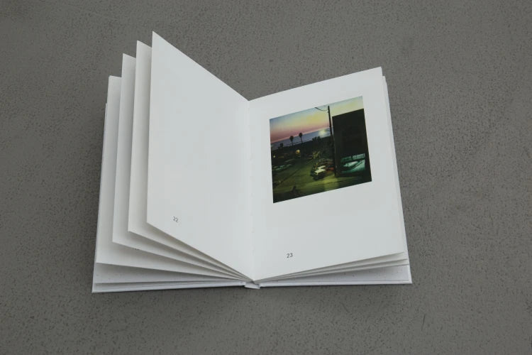 robby-m-ller-polaroid-fotobuch-set-interior-exterior image 4