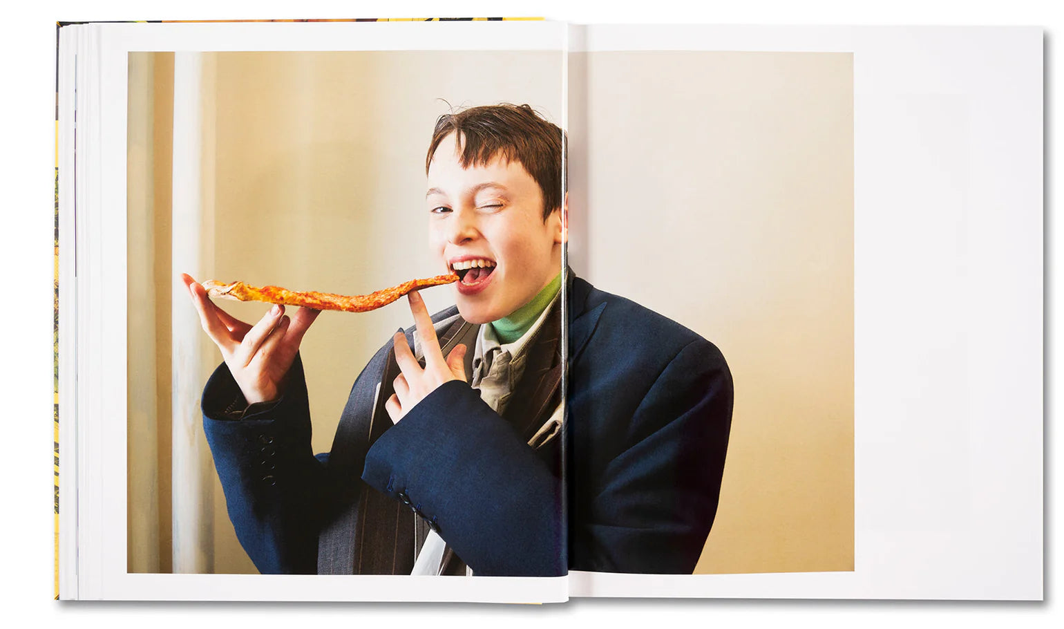 dubblefilm-policr-nico-americano-roe-ethridge-fotobuch-480-seiten image 8