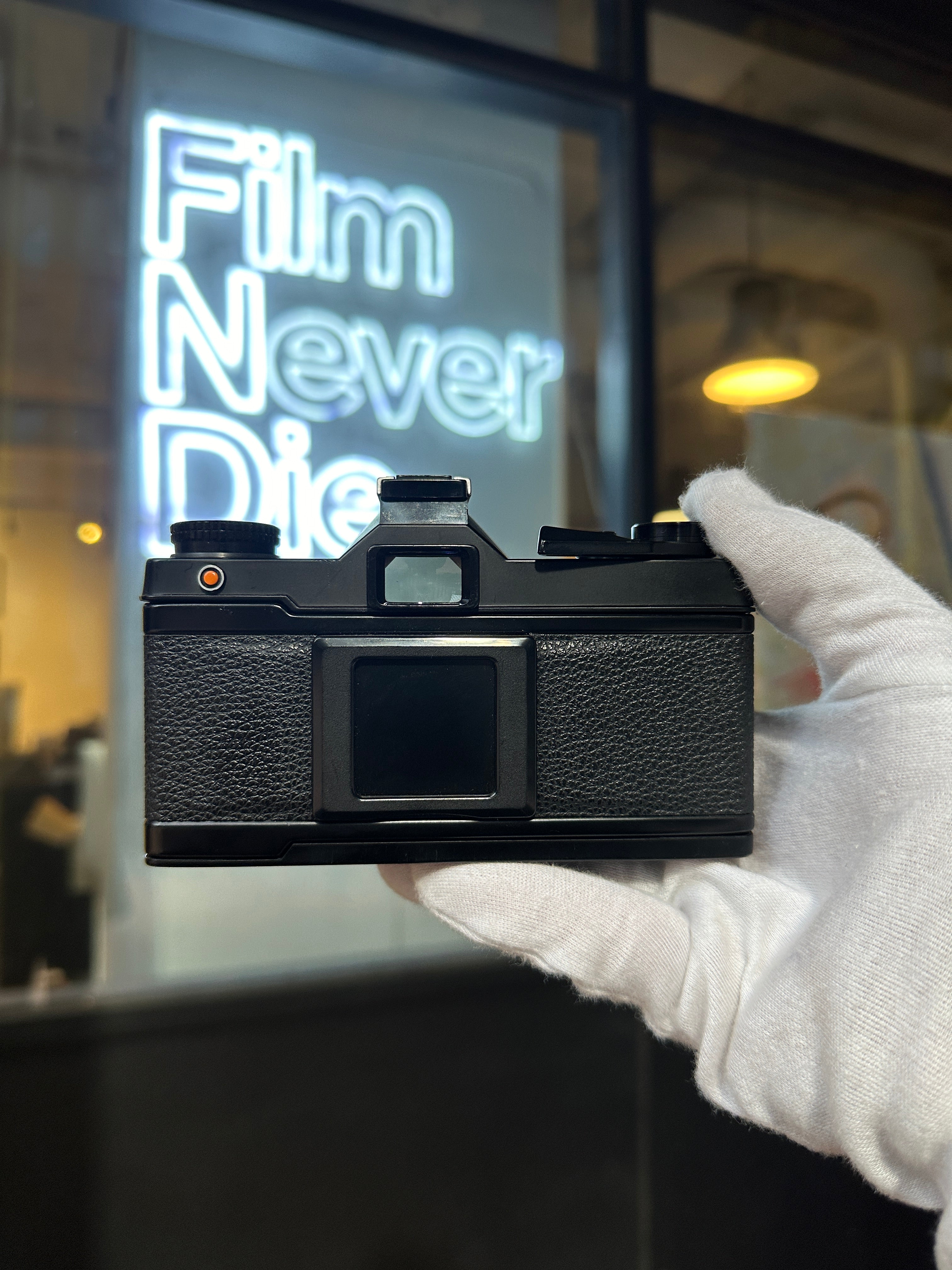 mamiya-nc1000s-50mm-f-1-7-spiegelreflexkamera-analog image 3