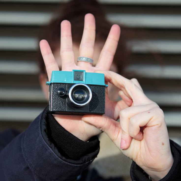lomography-diana-baby-110-analogkamera-12-mm-weitwinkel image 6
