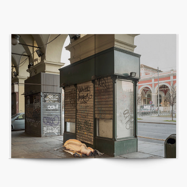 dubblefilm-turin-dairy-peter-bialobrzeski-fotobuch-englisch image 4