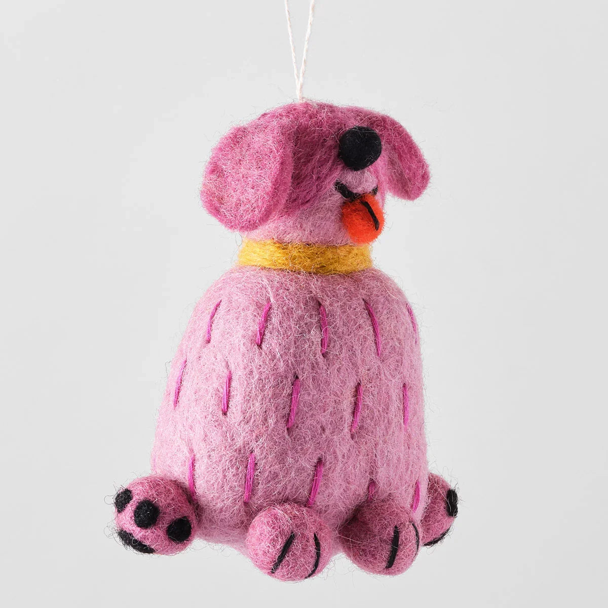 dubblefilm-tina-the-pink-dog-filz-anh-nger-rosa image 2