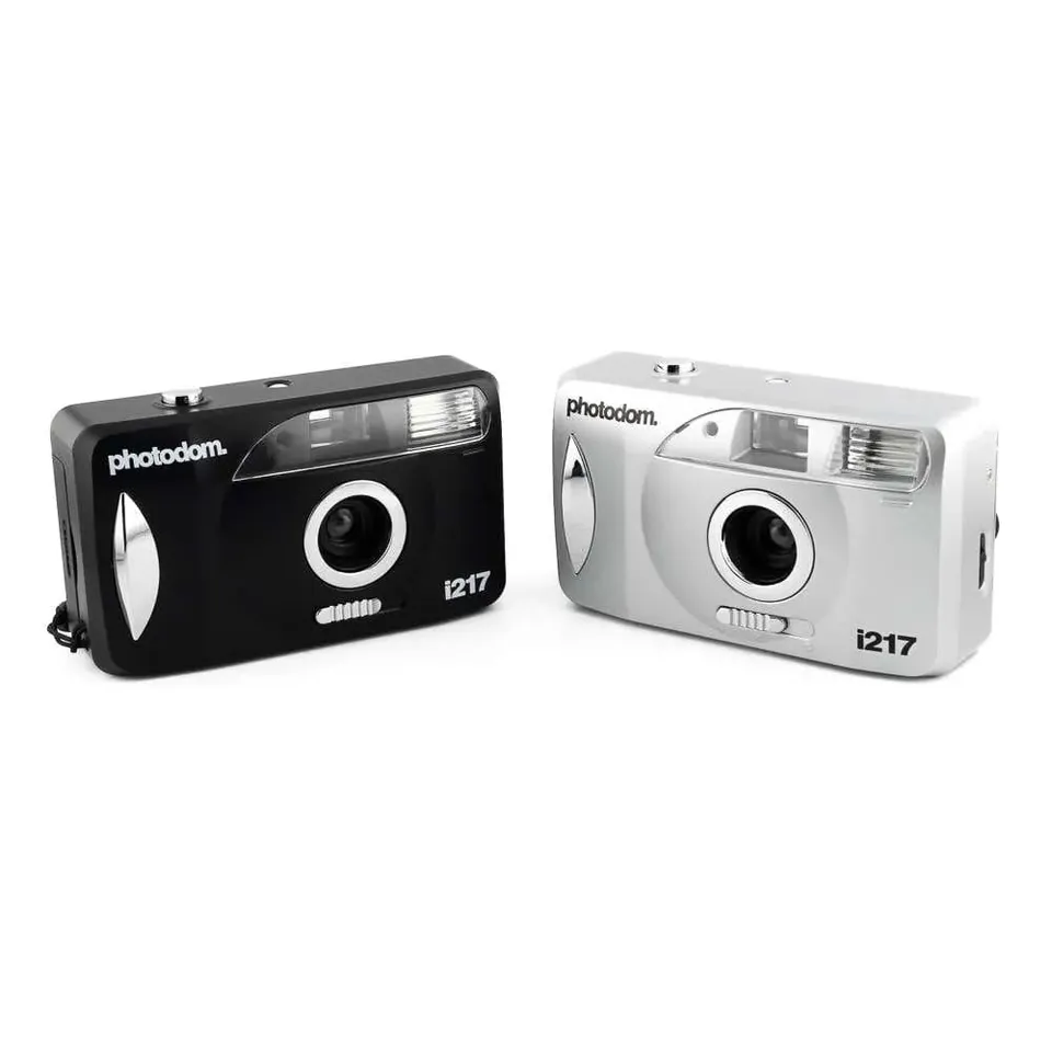 photodom-i217-analogkamera-35-mm-onyx-mit-blitz-und-film image 1