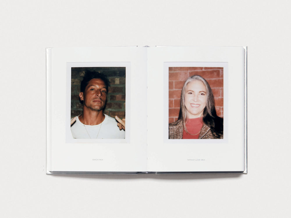 blurring-books-big-shots-volume-two-fotobuch-phillip-leeds image 3