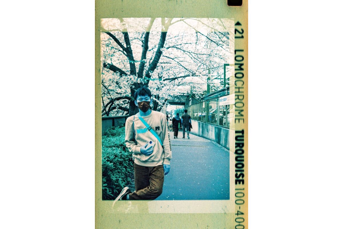 lomography-lomochrome-turquoise-110-film-24-aufnahmen-iso-100-400 image 2