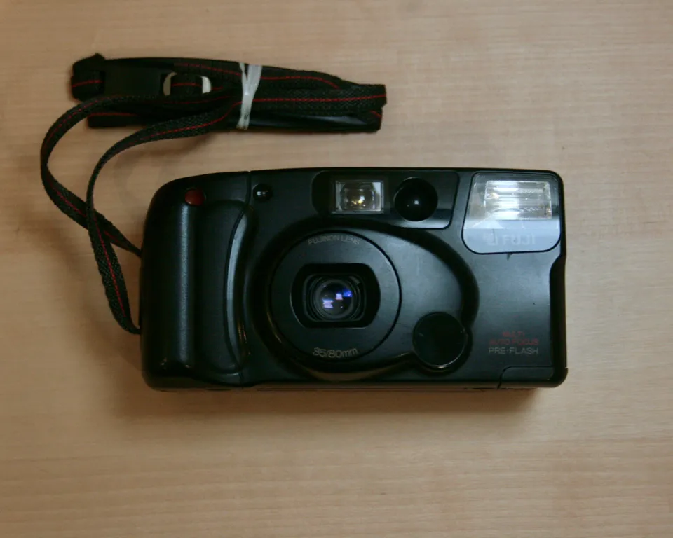fuji-tele-cardia-super-n-date-kompaktkamera-35mm-mit-blitz image 1
