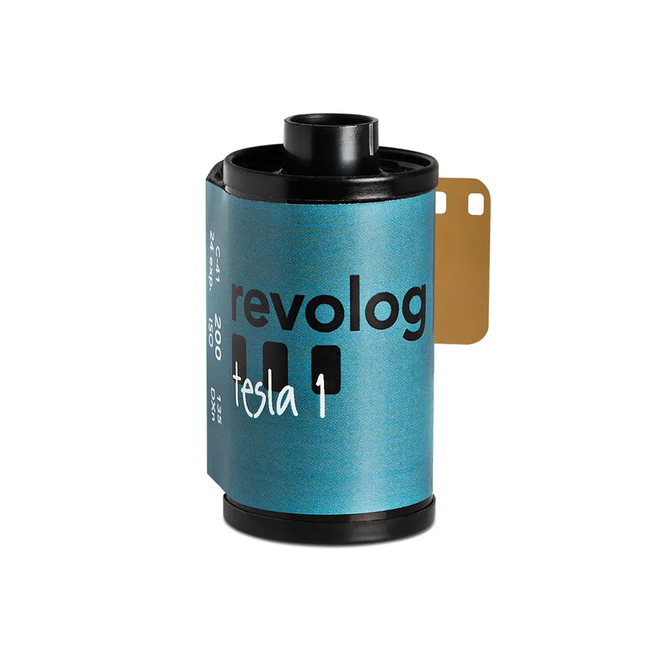 revolog-tesla-1-effektfilm-35mm-farbfilm-36-aufnahmen image 1