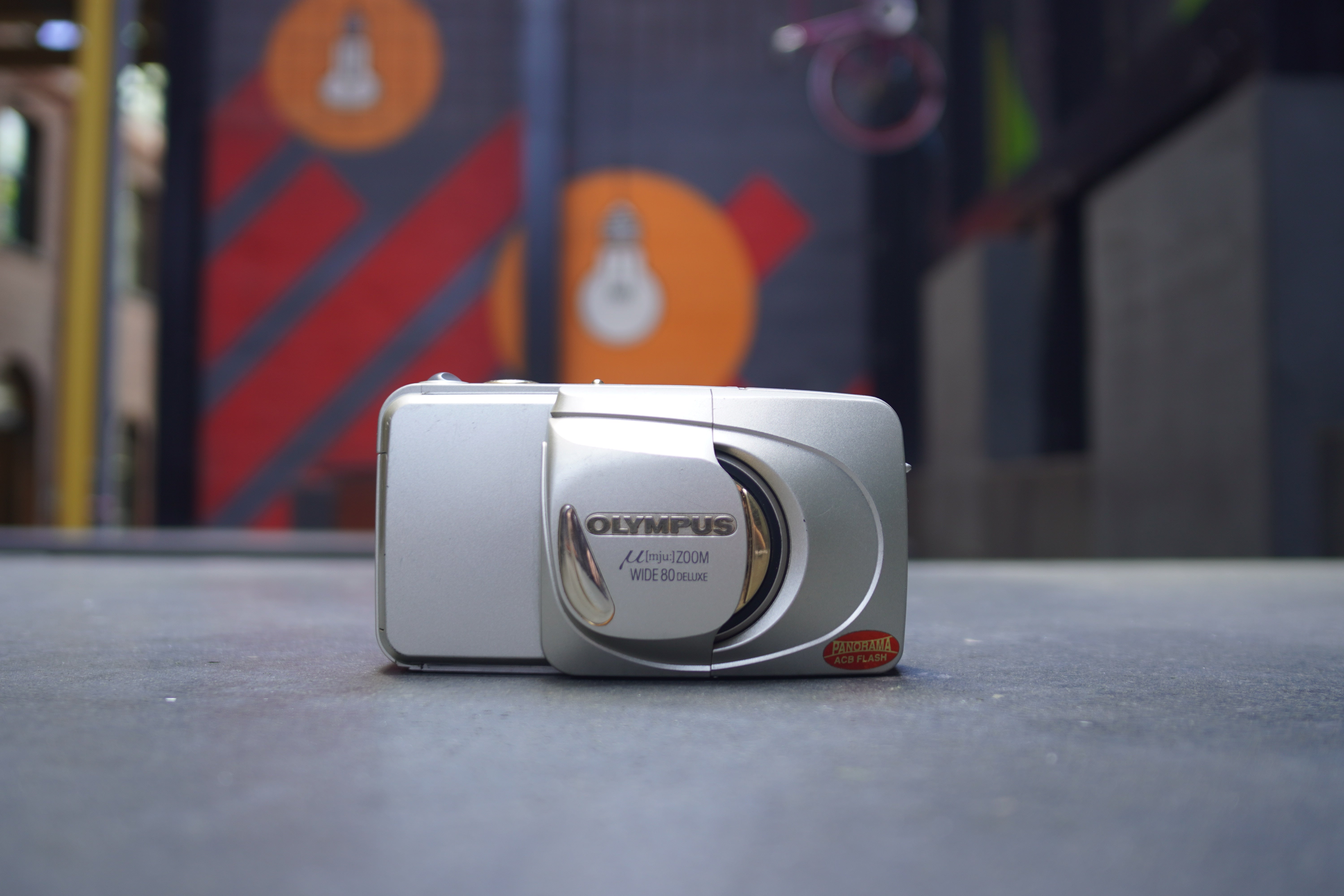 olympus-mju-zoom-wide-80-deluxe-kompaktkamera-35mm image 1