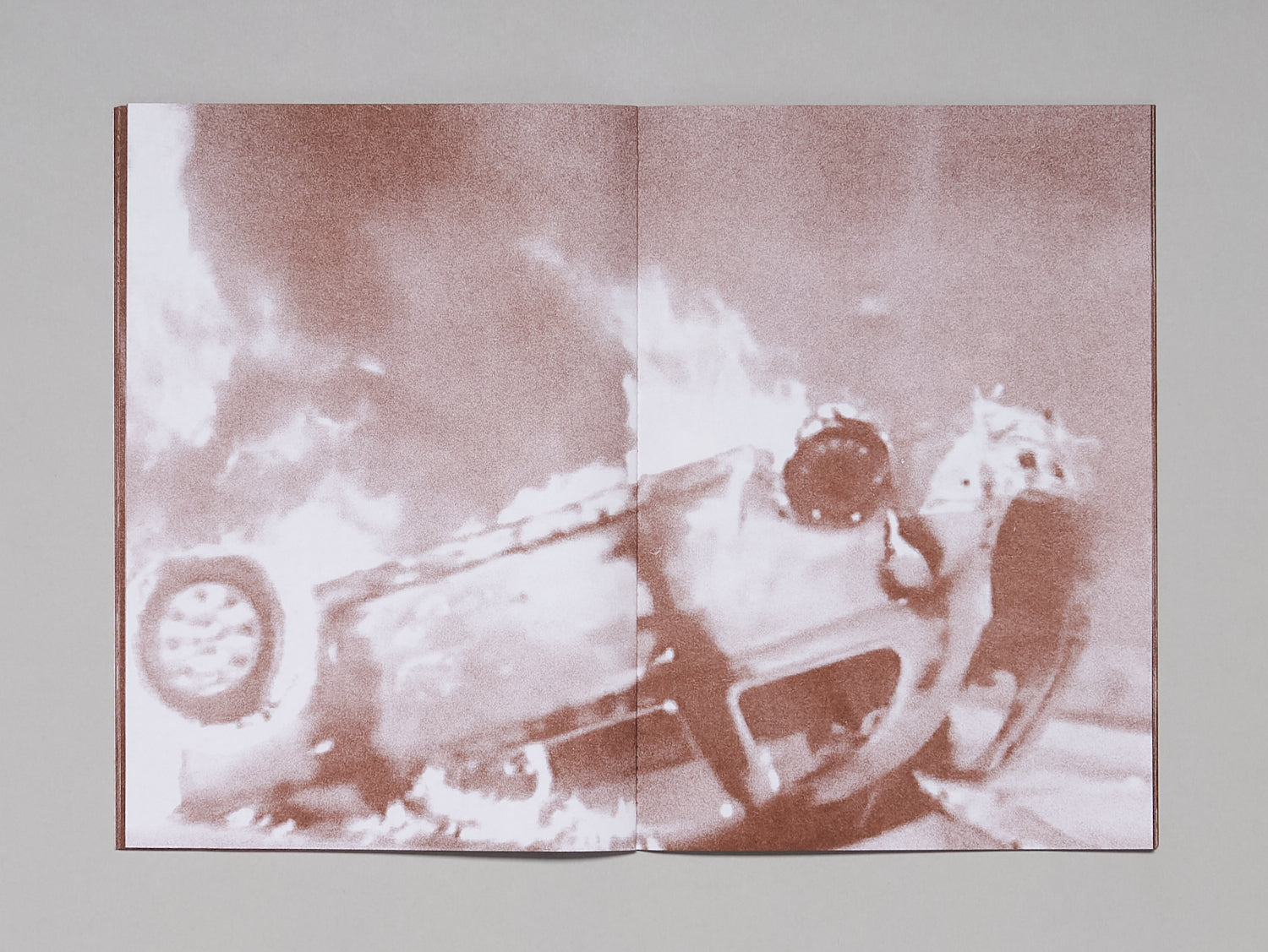 dubblefilm-mono-space-afrika-fotobuch-riso-50-seiten image 4