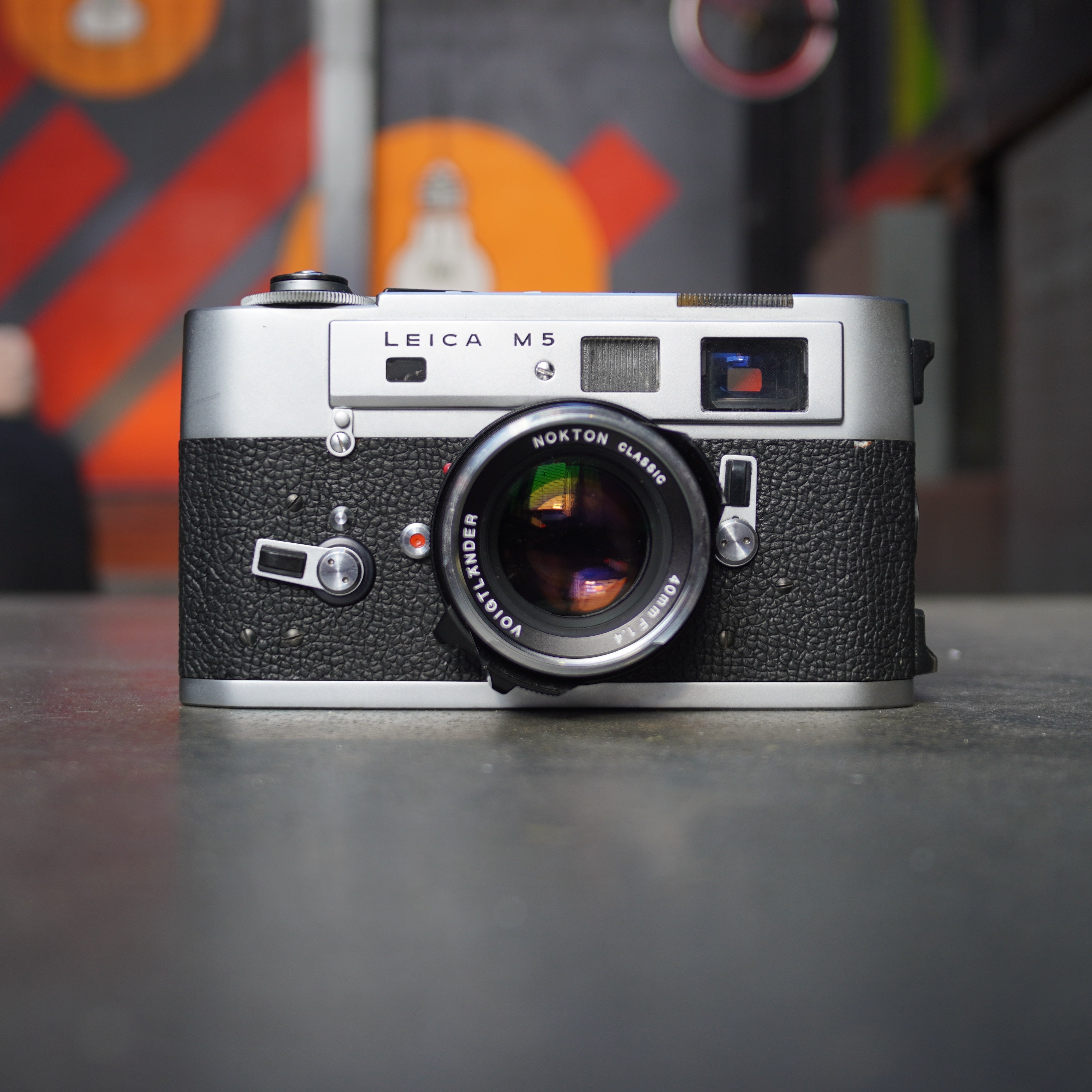leica-m5-messsucherkamera-mit-voigtl-nder-nokton-40mm-f-1-4-ttl image 1
