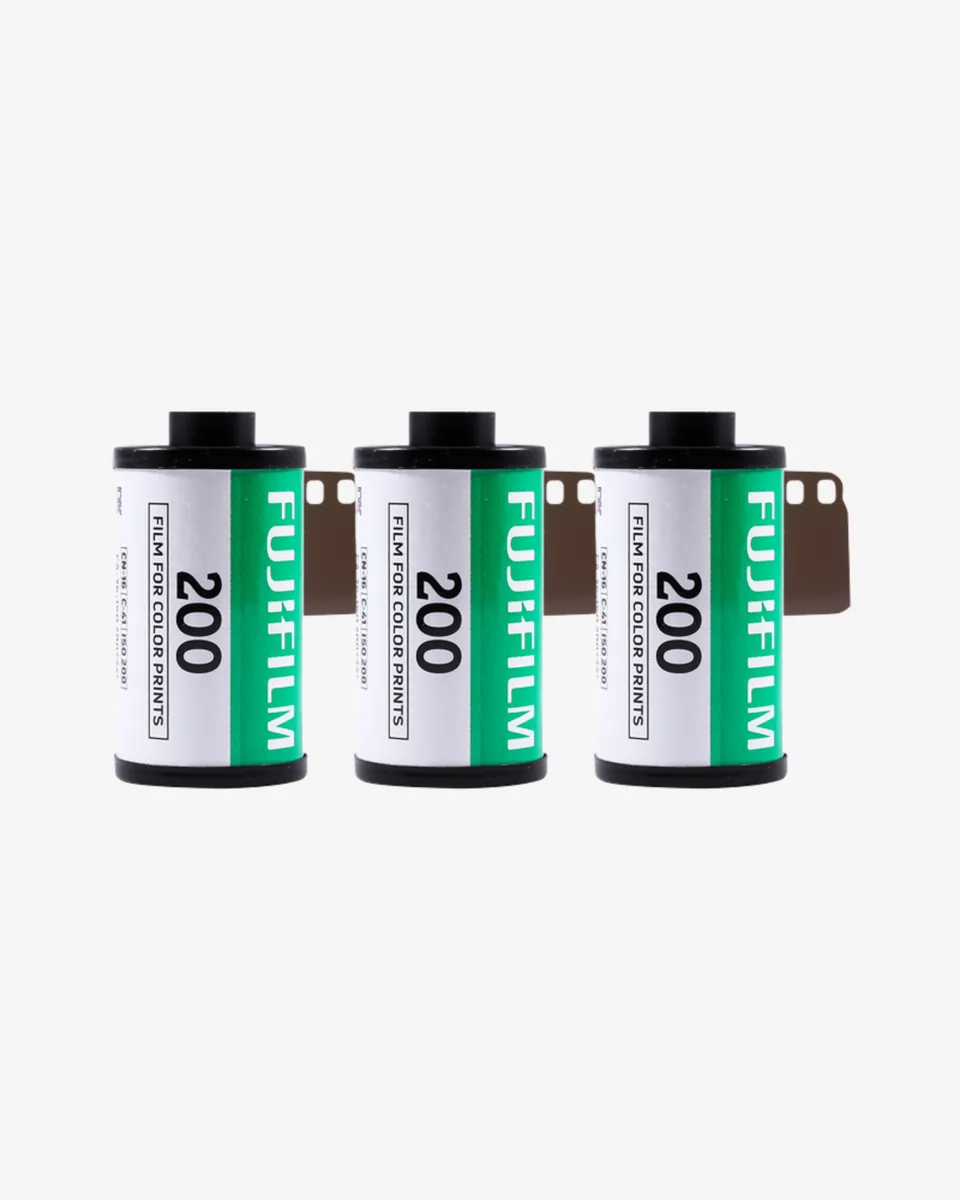 fujifilm-200-farbfilm-35mm-36-bilder-3er-pack-iso-200 image 1