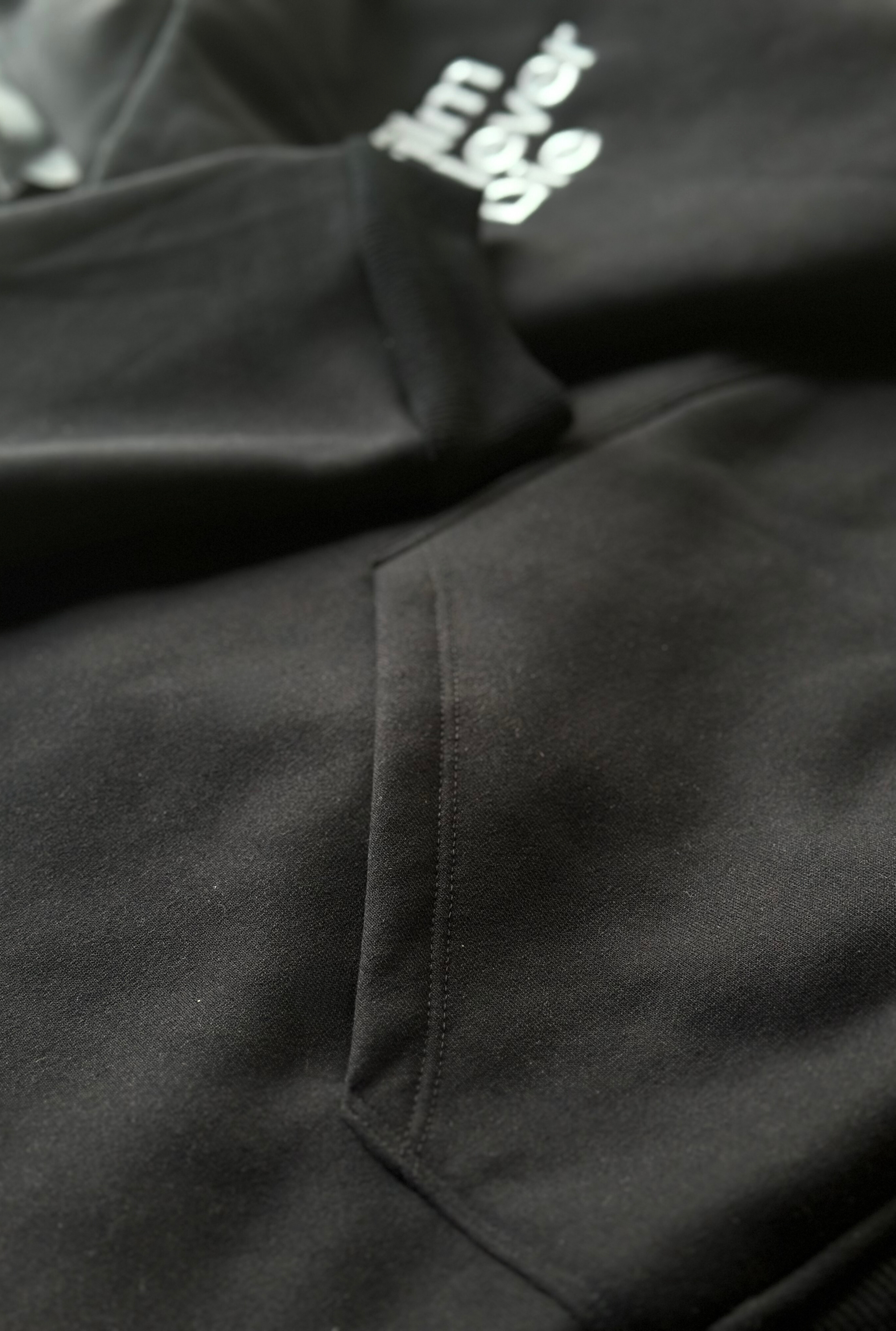 filmneverdie-darkbag-hoodie-schwarz-gr-l-dunkelbeutel image 8