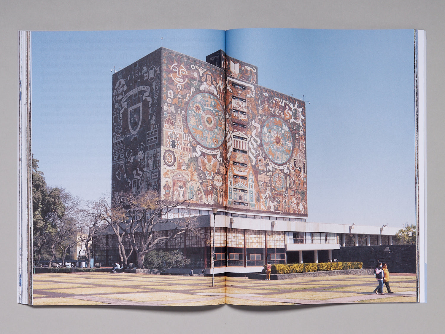 dubblefilm-cartografia-nummer-11-2024-magazin-216-seiten image 6