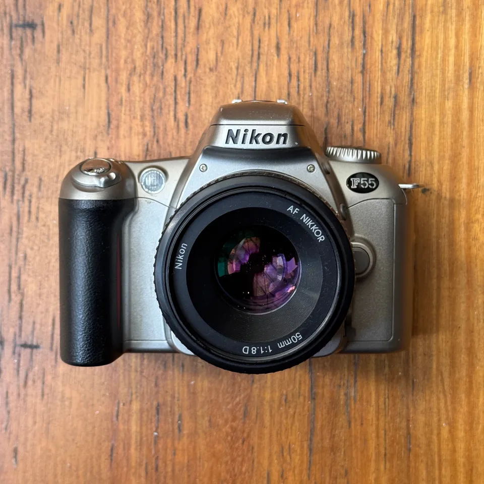 nikon-f55-35mm-spiegelreflex-kamera-50mm-f-1-8-manuell image 1