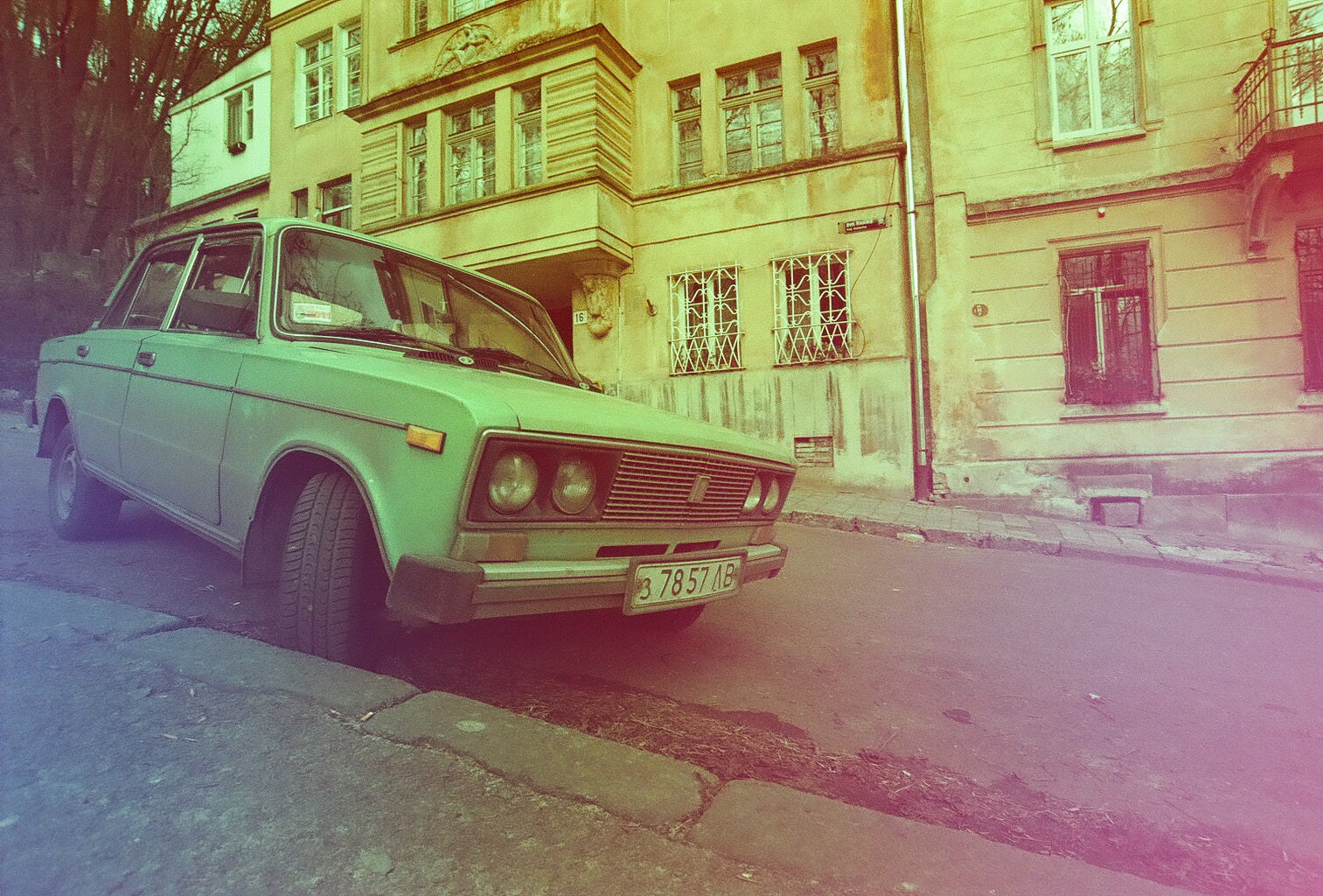 revolog-kolor-35mm-farbfilm-36-aufnahmen-200-iso-effekt image 4