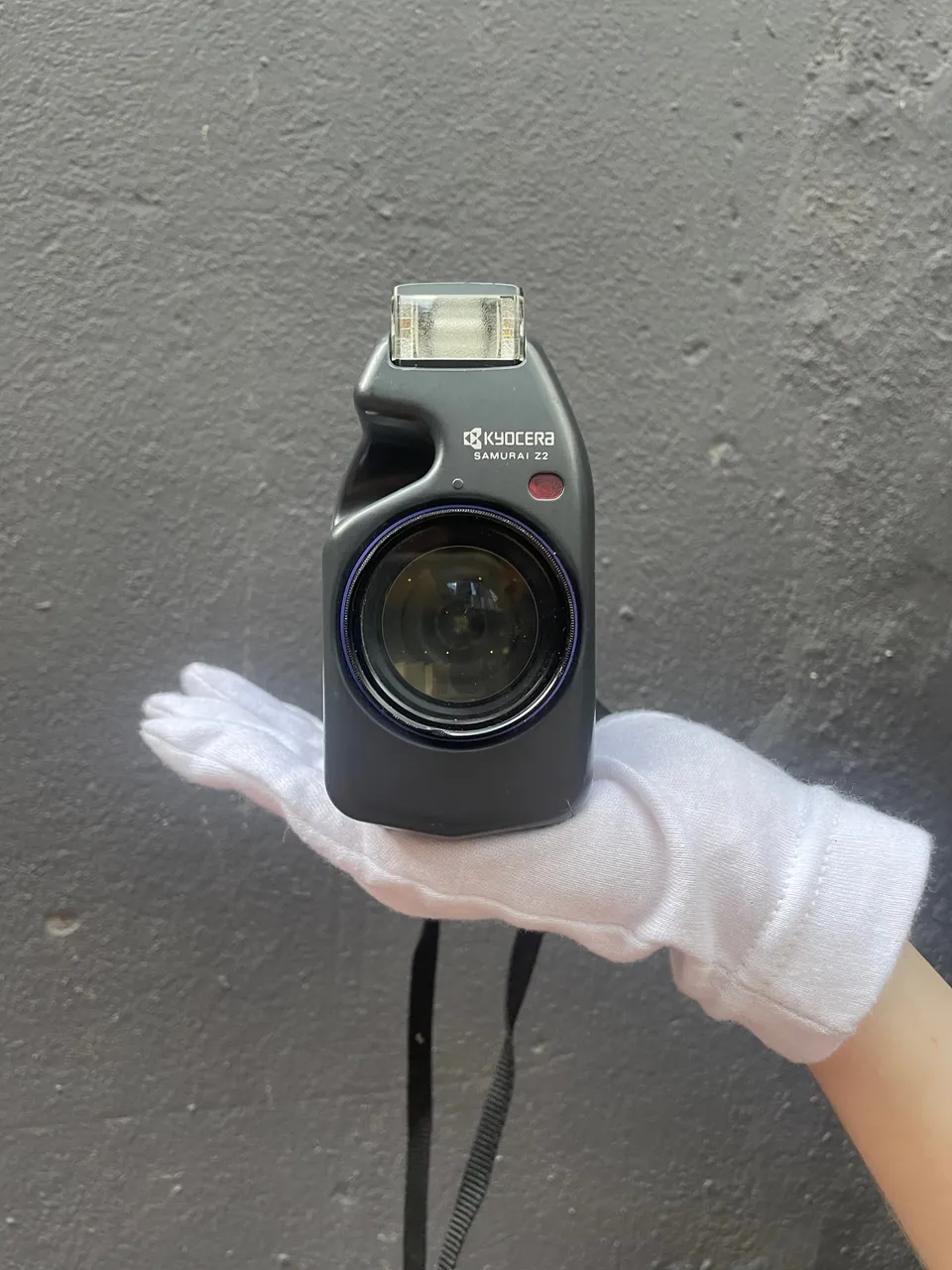 kyocera-samurai-z2-halbformat-slr-kamera-25-75mm-zoom image 1