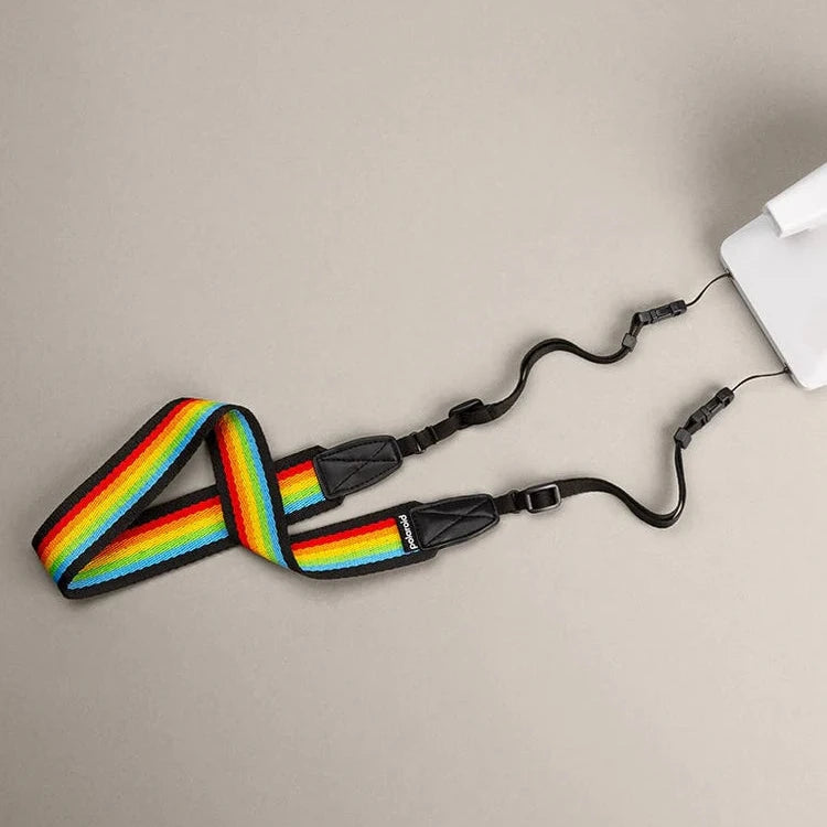 polaroid-now-kameragurt-flach-schwarz-regenbogen-gurt image 4