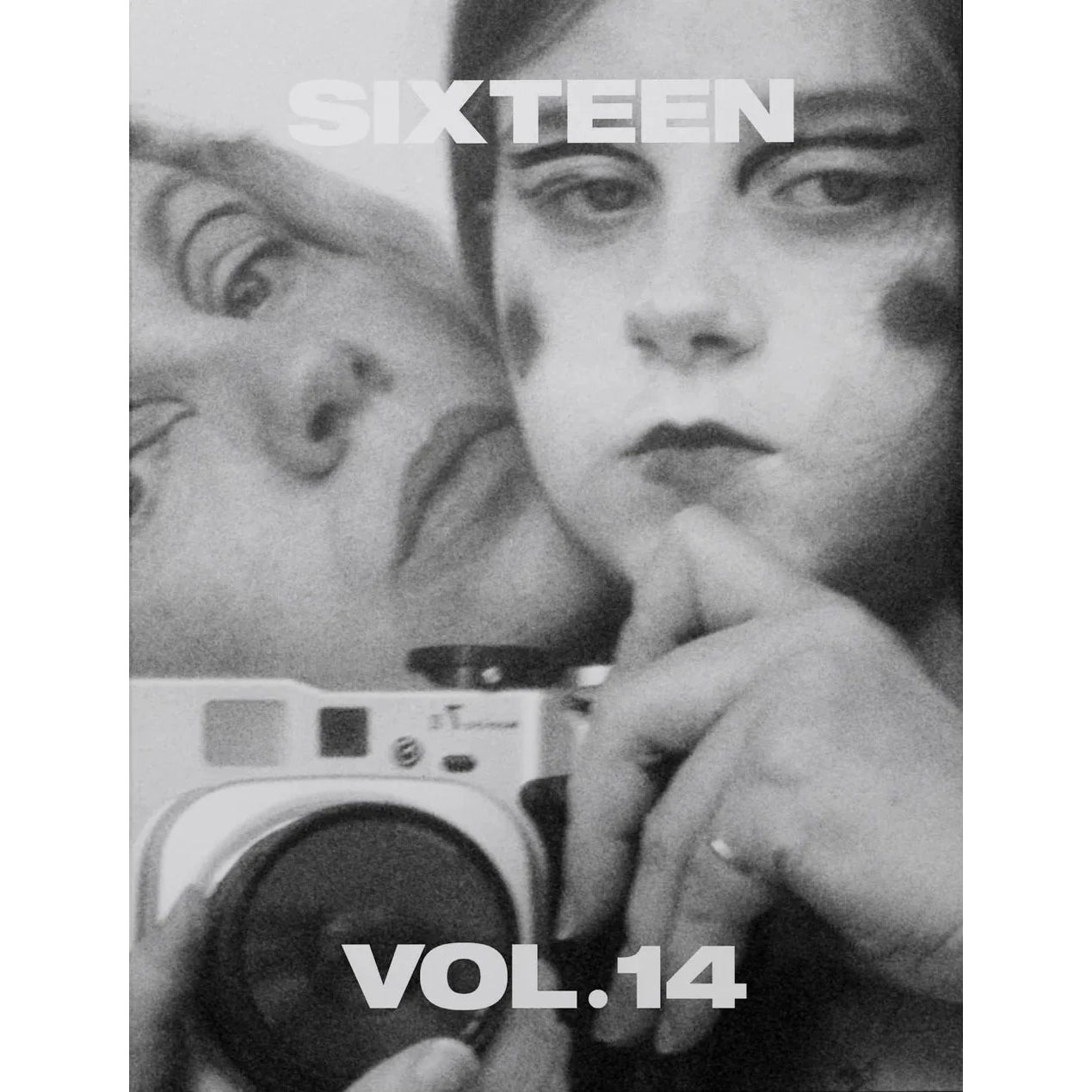 sixteen-volume-14-dieciseis-fotomagazin-cover-a-b-c-kunst image 1