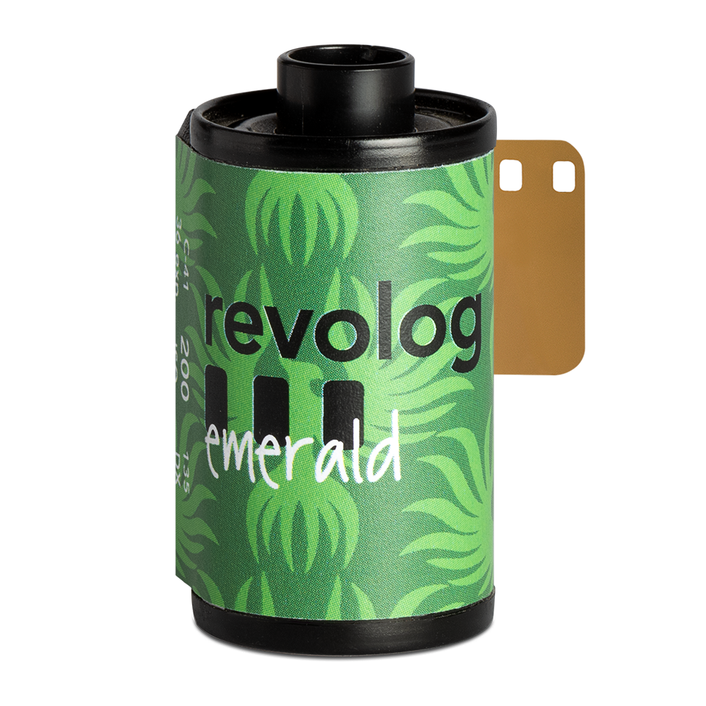 revolog-emerald-effektfilm-35mm-200-iso-c-41-limitiert image 2