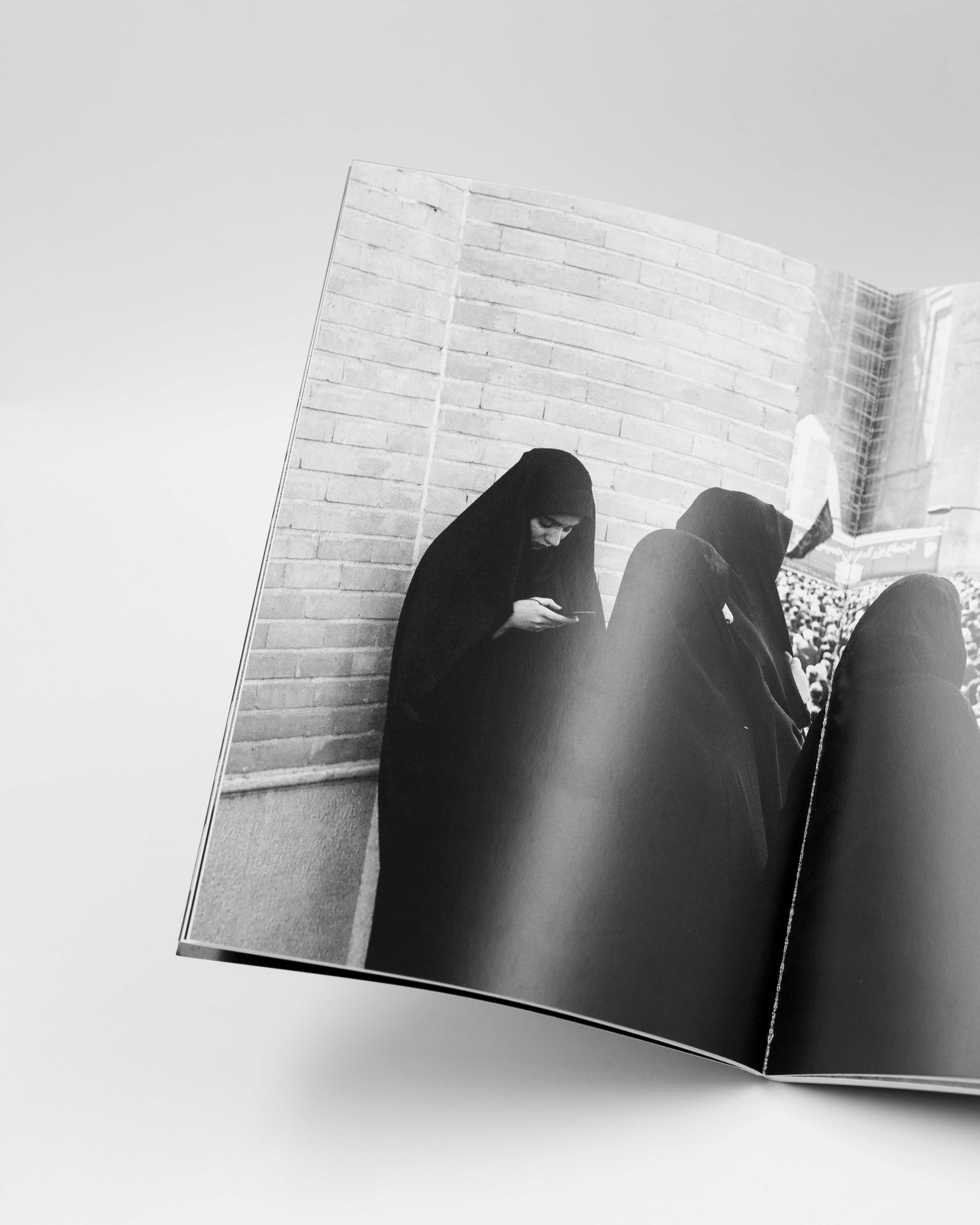 analogue-iran-ali-mc-2022-fotobuch-analogfotografie image 3