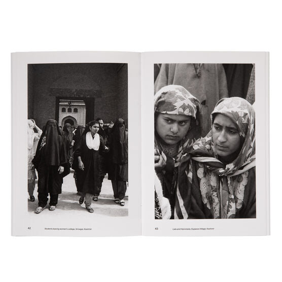 tate-photography-sheba-chhachhi-fotobuch-taschenbuch-64-seiten image 4