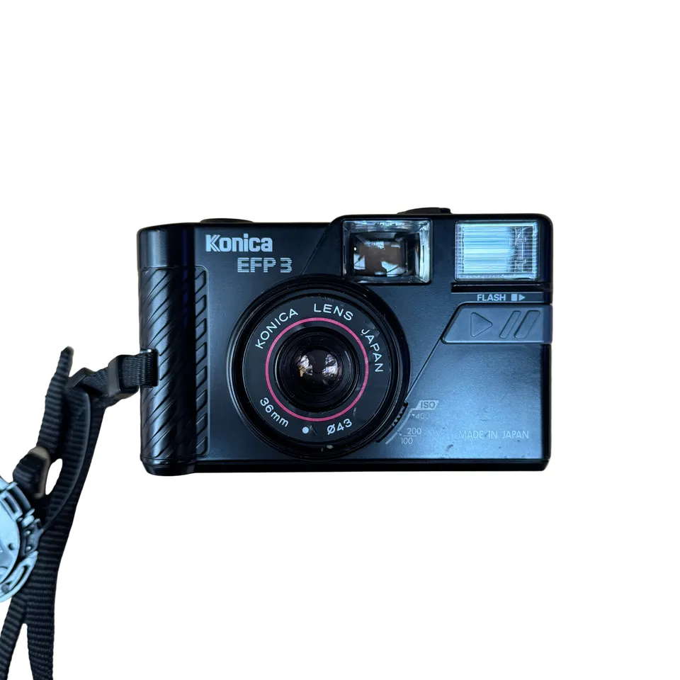 konica-efp3-kompaktkamera-35mm-fixfokus-mit-blitz image 1