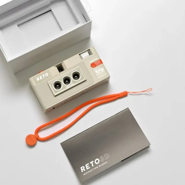 reto-reto3d-retrospekt-35mm-3d-filmkamera-mit-blitz image 1